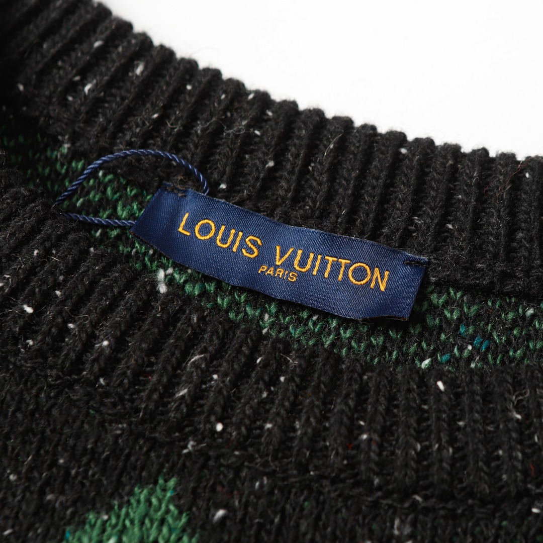 Fashionable Louis Vuitton Sweaters with LV Logo in Various Sizes. - 图片 4