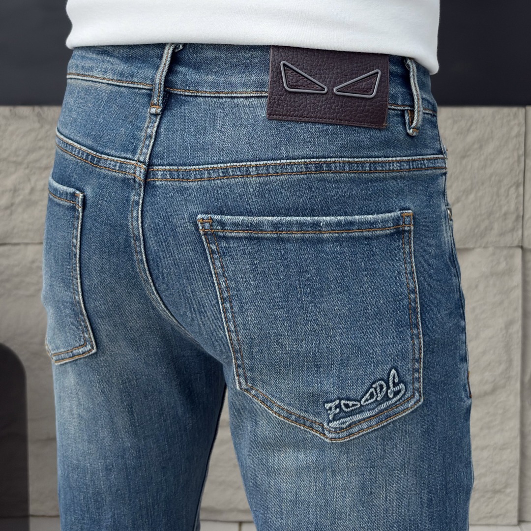 NO:493505,2025 autumn and winter model C [spot direct purchase] No. 6531 Number of codes 28-3837,,alexander wang198609092025秋冬款 C【现货直批】 款号6531 码数28-3837,,alexander wang,Men's clothing