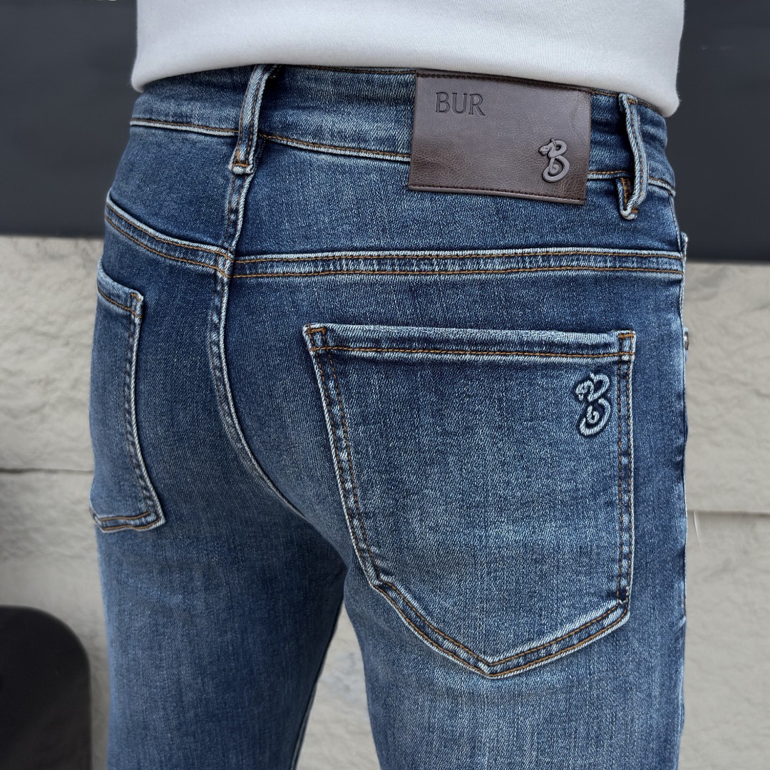 NO:493513,2025 autumn and winter model C [spot direct purchase] No. 6532 Number of codes 28-3837,,alexander wang198609092025秋冬款 C【现货直批】 款号6532 码数28-3837,,alexander wang,Men's clothing