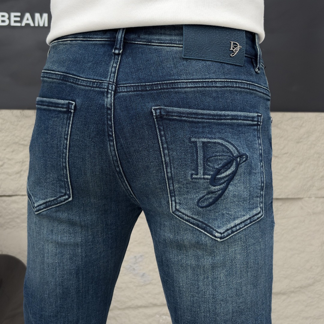 NO:493518,2025 autumn and winter model C [spot direct purchase] No. 6533 Number of codes 28-3837,,alexander wang198609092025秋冬款 C【现货直批】 款号6533 码数28-3837,,alexander wang,Men's clothing