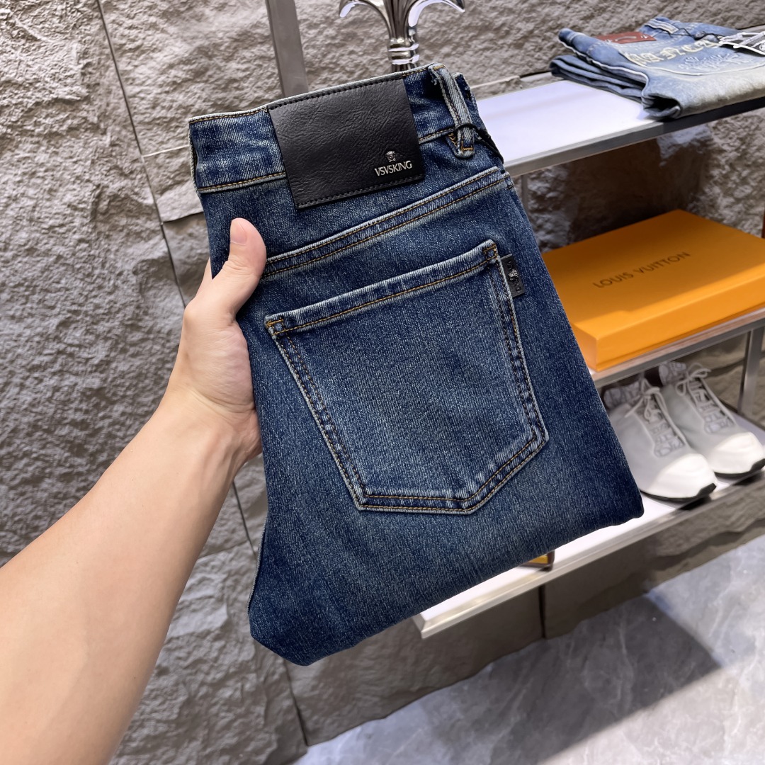 NO:487260,2025 autumn and winter model D [Spot direct purchase] No. 6538 Number of codes 28-3837,,alexander wang198609092025秋冬款 D【现货直批】 款号6538 码数28-3837,,alexander wang,Men's clothing