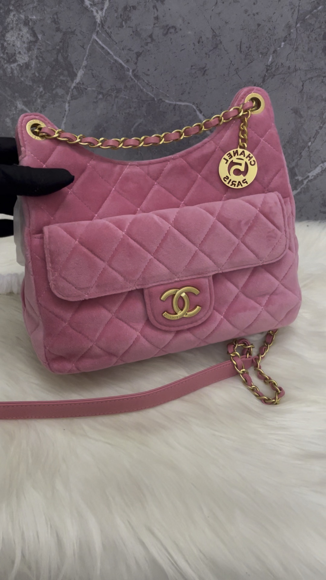 Chanel Crossbody & Shoulder Bags Pink