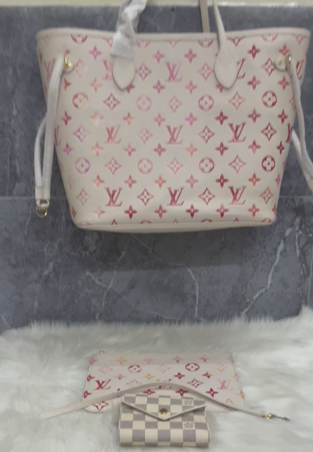 Louis Vuitton Flawless
 Handbags Tote Bags