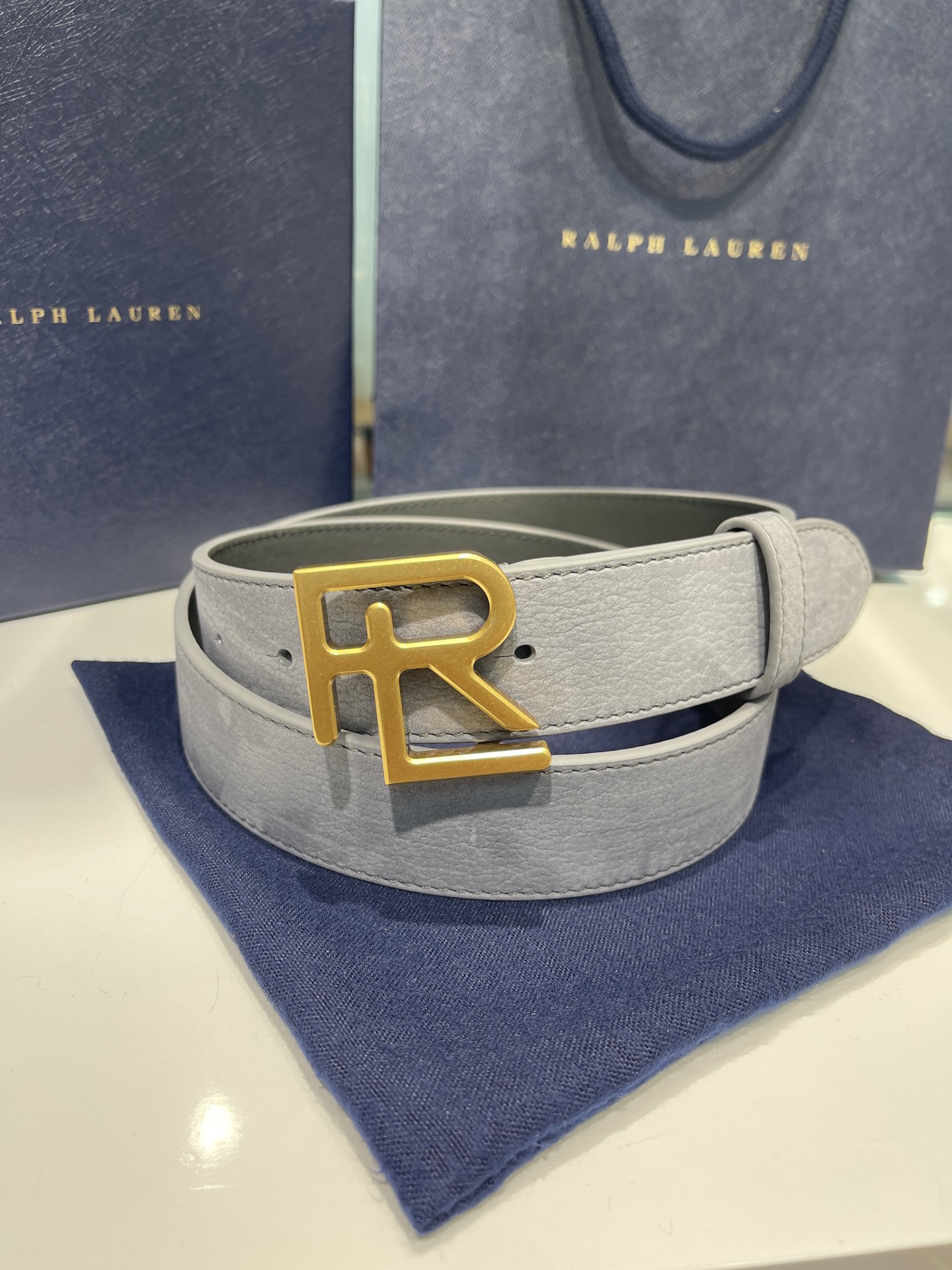  Ralph Lauren/拉夫劳伦 24年RL新款 这款腰带采用头层进口牛绒面皮和底皮头层牛皮 做工细