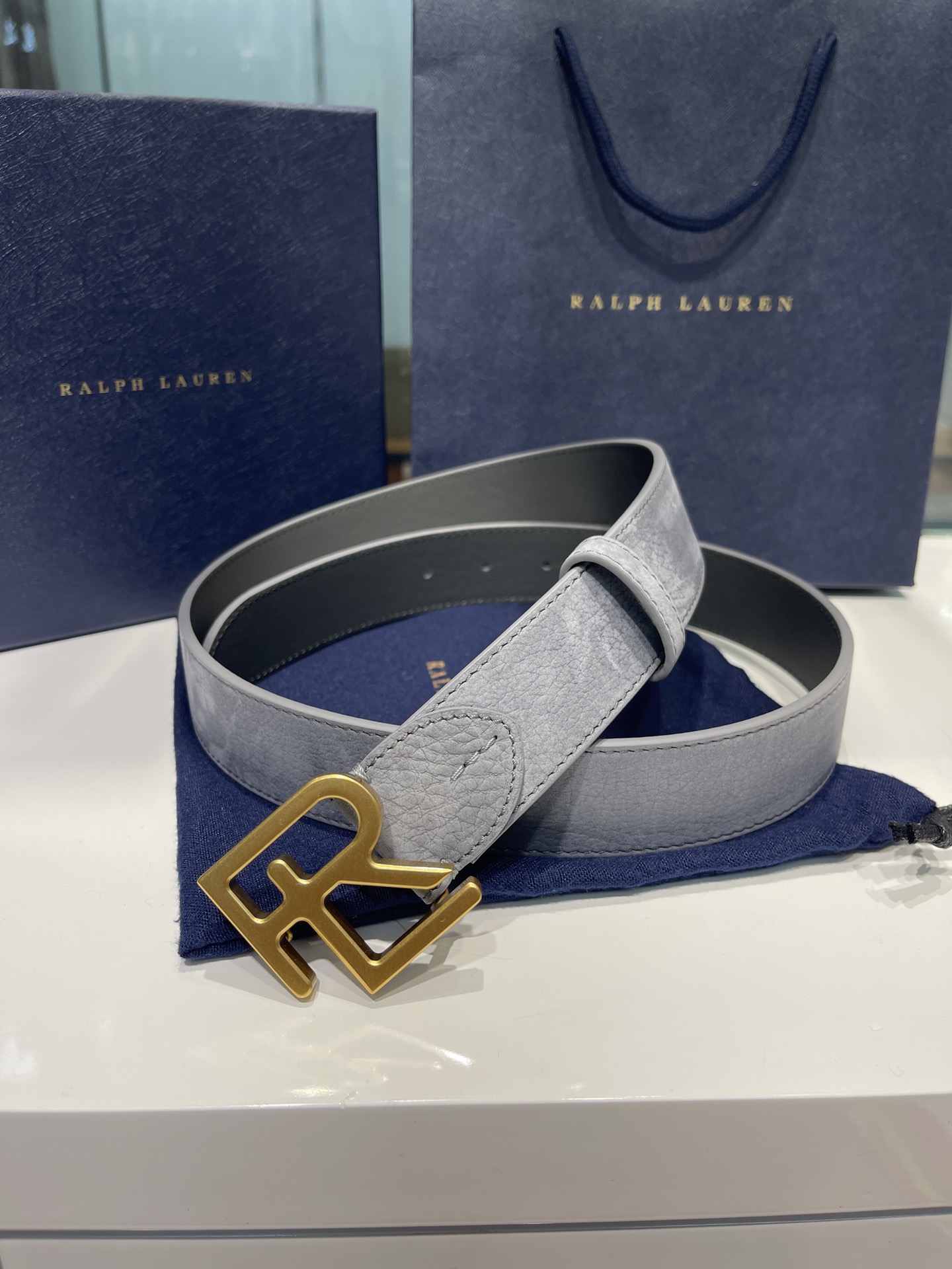  Ralph Lauren/拉夫劳伦 24年RL新款 这款腰带采用头层进口牛绒面皮和底皮头层牛皮 做工细