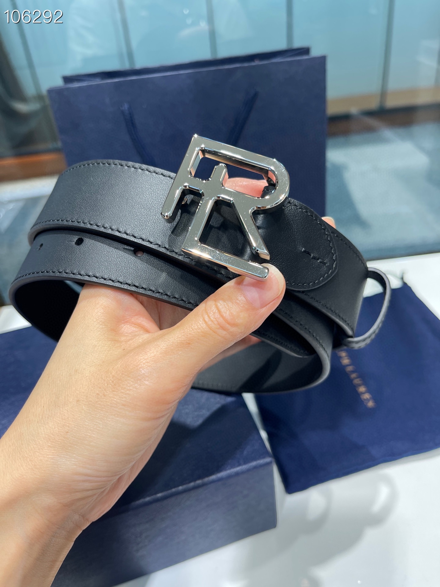  Ralph Lauren/拉夫劳伦 24年RL新款 这款腰带采用双面头层牛皮 做工细致 搭配原版精致纯