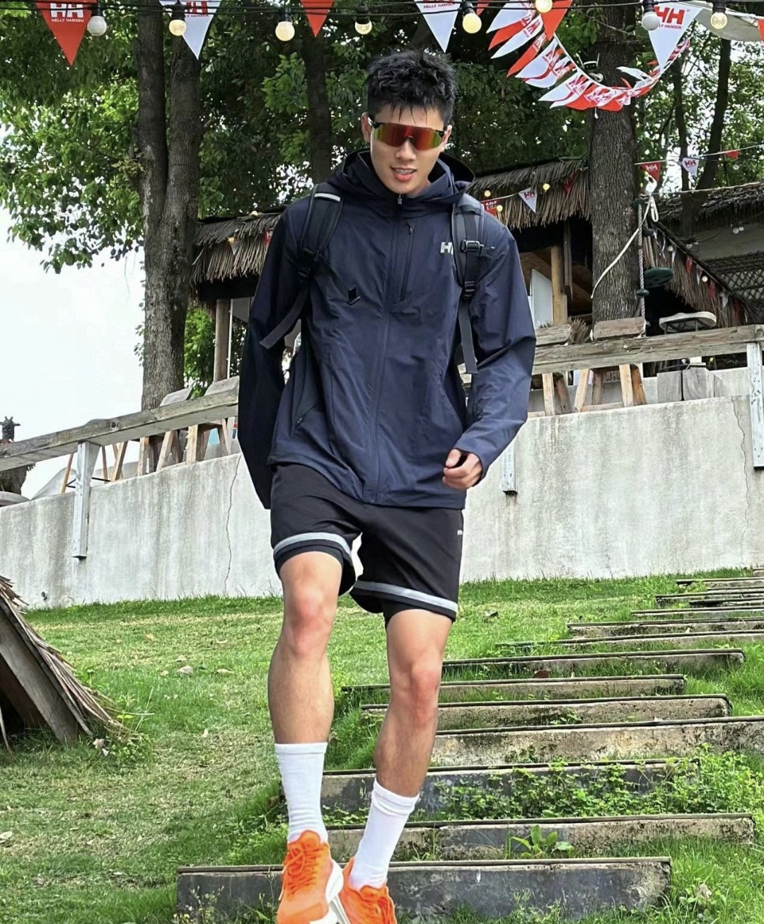 HH海丽汉森  防晒衣服装 6