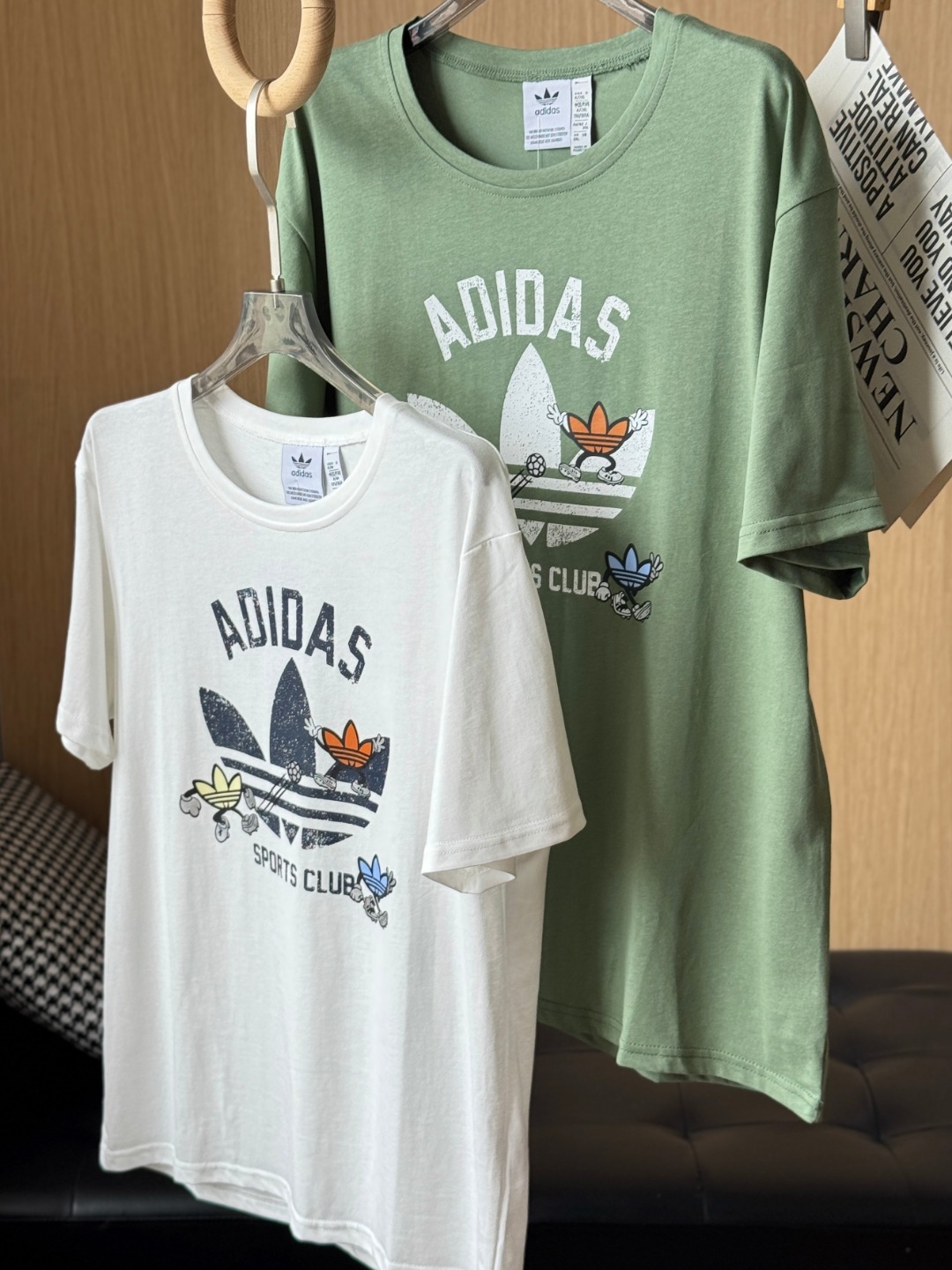 Adidas 三叶草 短袖T恤服装,男,女 8