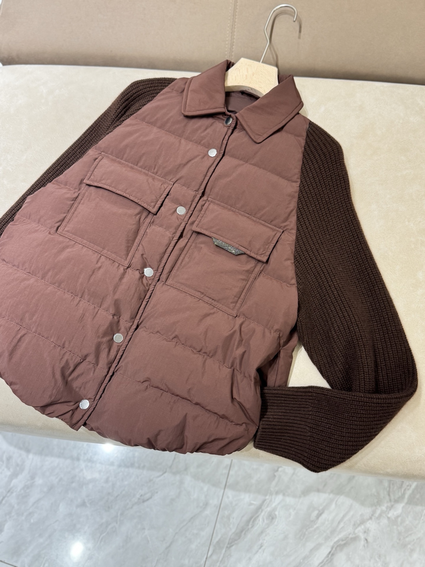 2025 New Women's Goose Down Puffer Jacket with Knitted Sleeves 7 i1754304367786 566 0 5