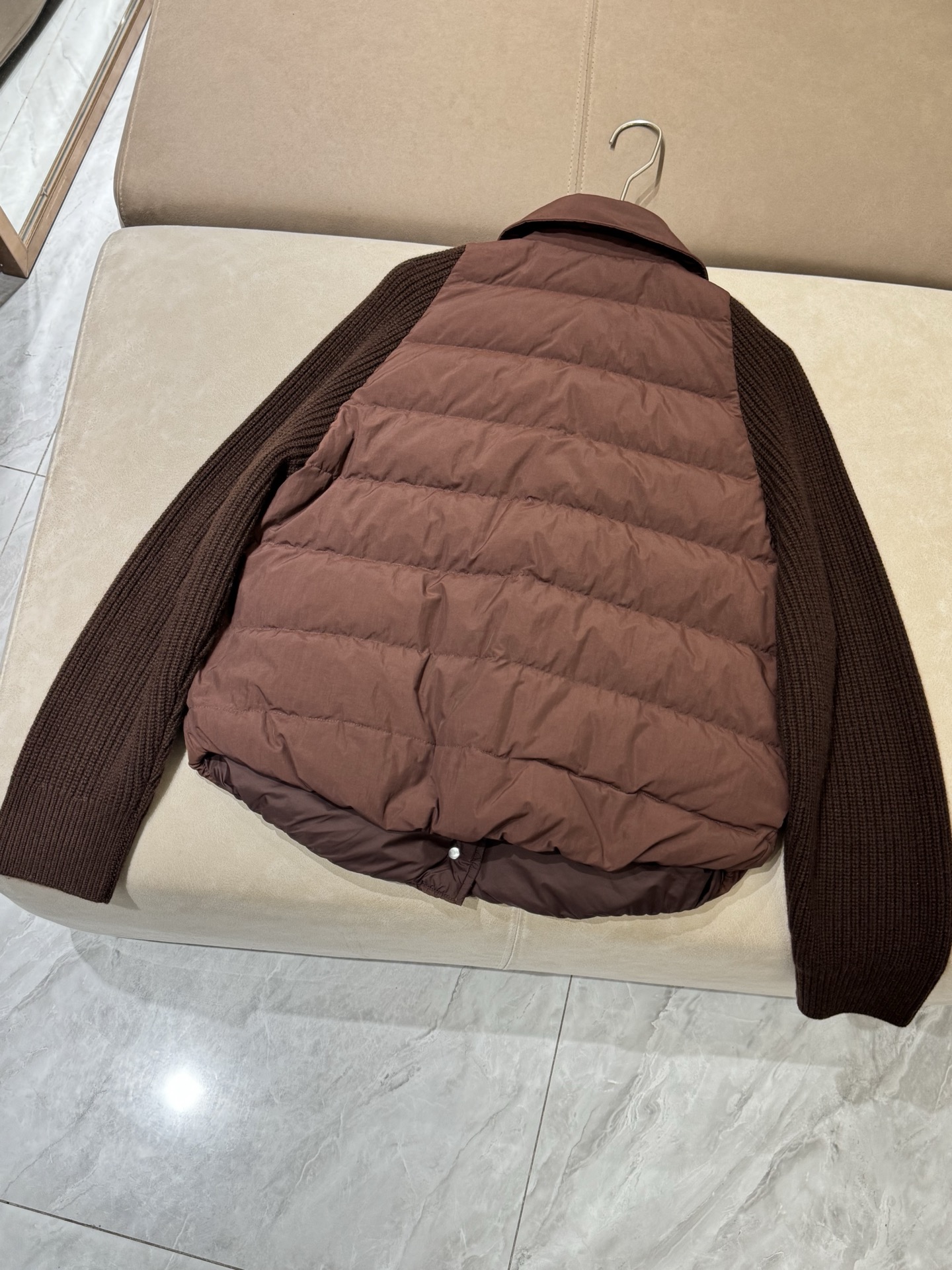 2025 New Women's Goose Down Puffer Jacket with Knitted Sleeves 8 i1754304371672 7298 0 6