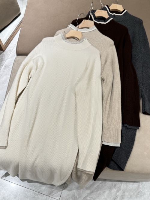 Elegant BC Cashmere Knitted Dress - S-L Sizes Available in Four Colors 1 Elegant BC Cashmere Knitted Dress - S-L Sizes Available in Four Colors