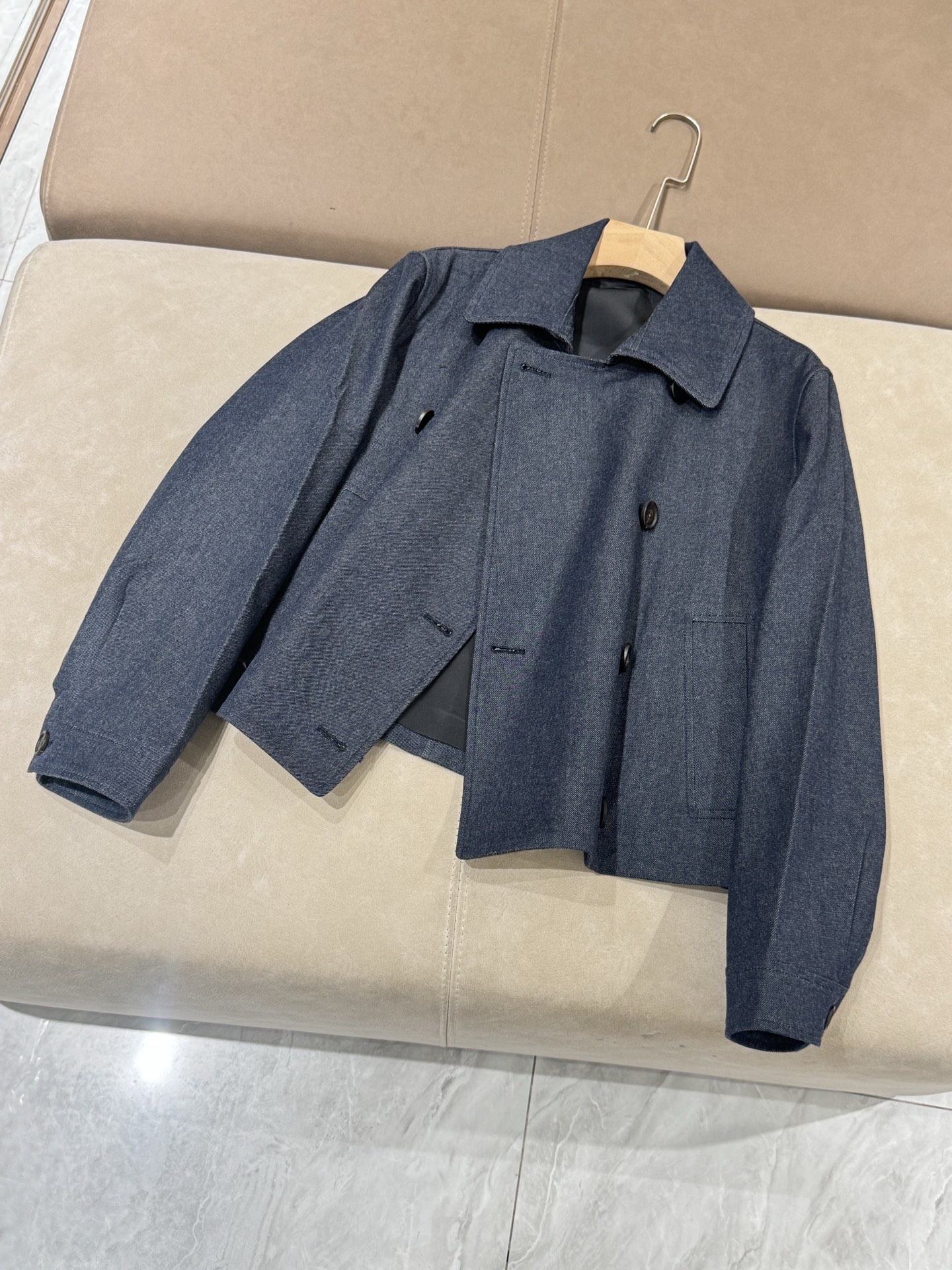 Stylish Denim Blue Cropped Jacket - Modern Women's Fashion 2 i1756367146960 1674 0 0