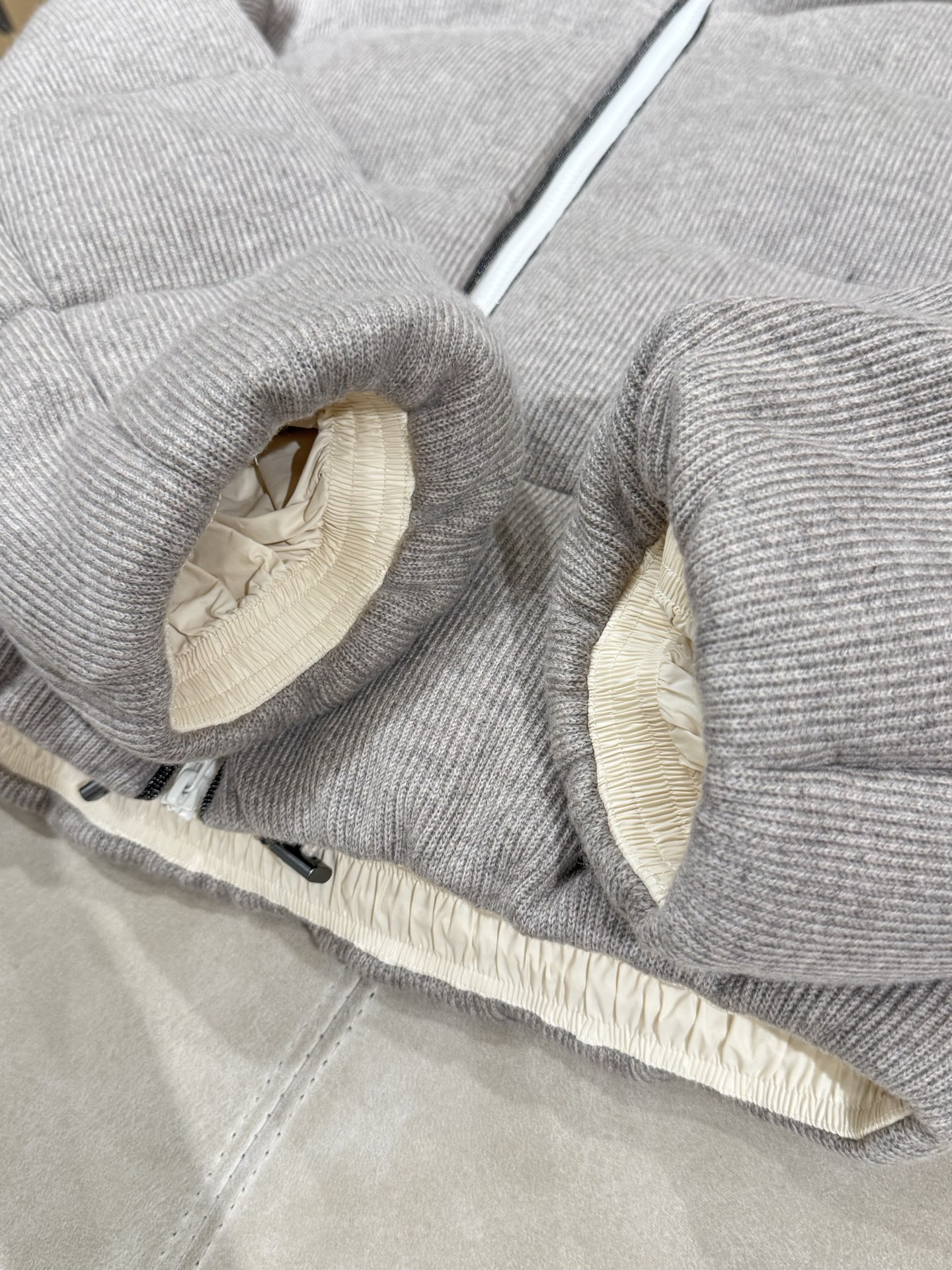 High Quality Knitted Fabric Goose Down Short Coat - Available in Two Colors 9 i1756694583354 6313 0 7
