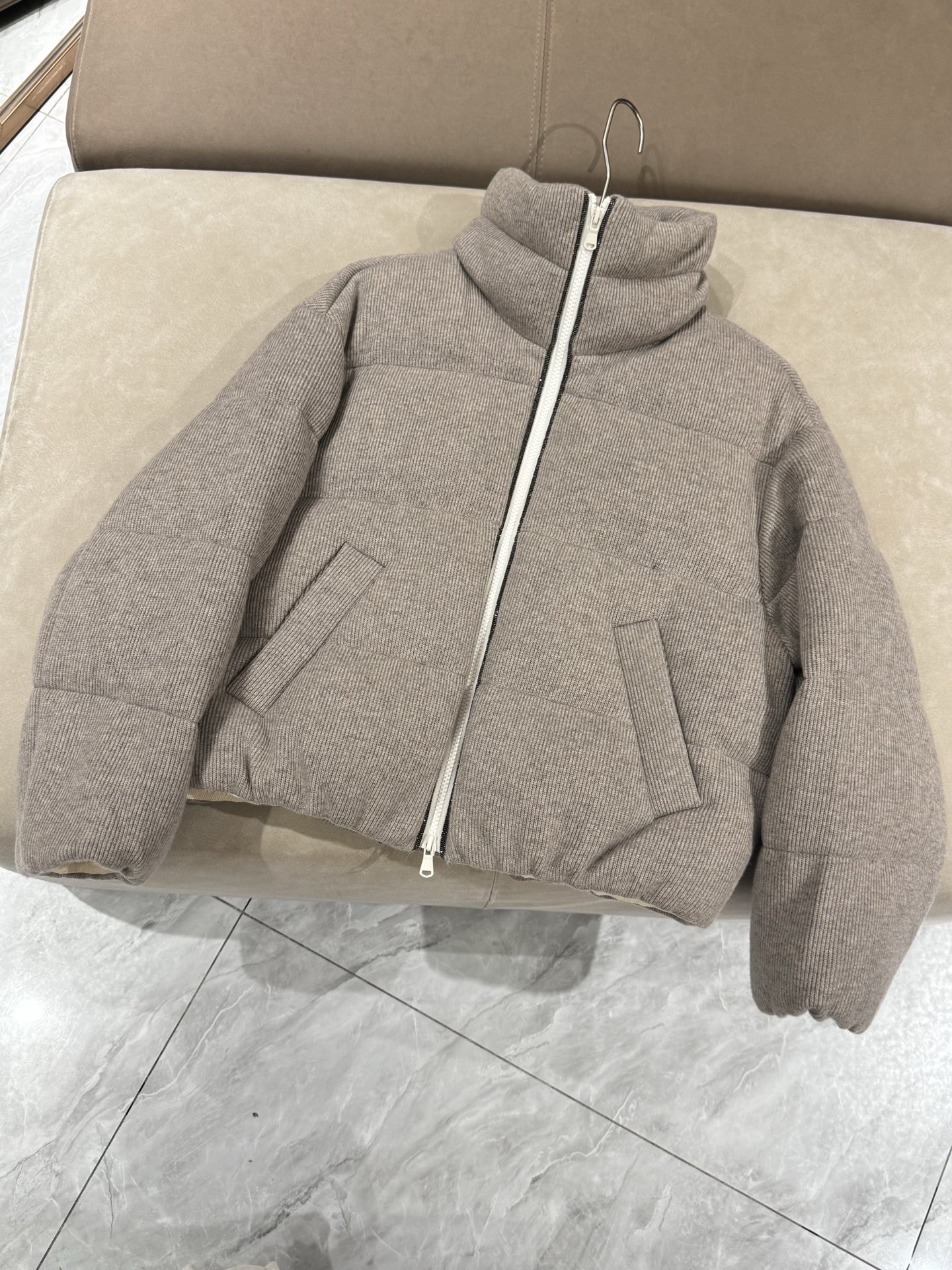 High Quality Knitted Fabric Goose Down Short Coat - Available in Two Colors 4 i1756694589898 9772 0 2