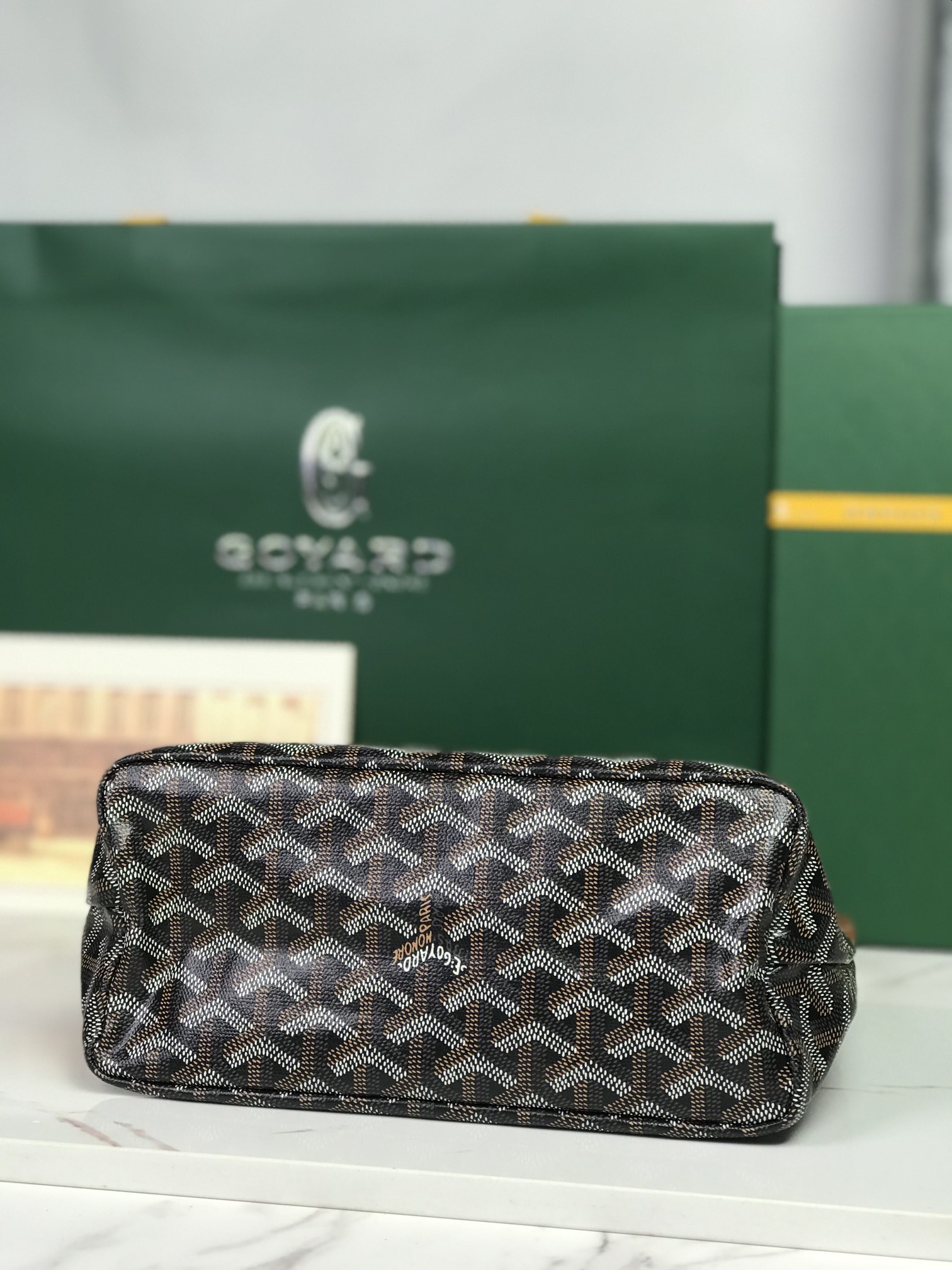 Goyard Style Brown Hobo Bag Bags Hobo Bag detail image 4 from source 763982