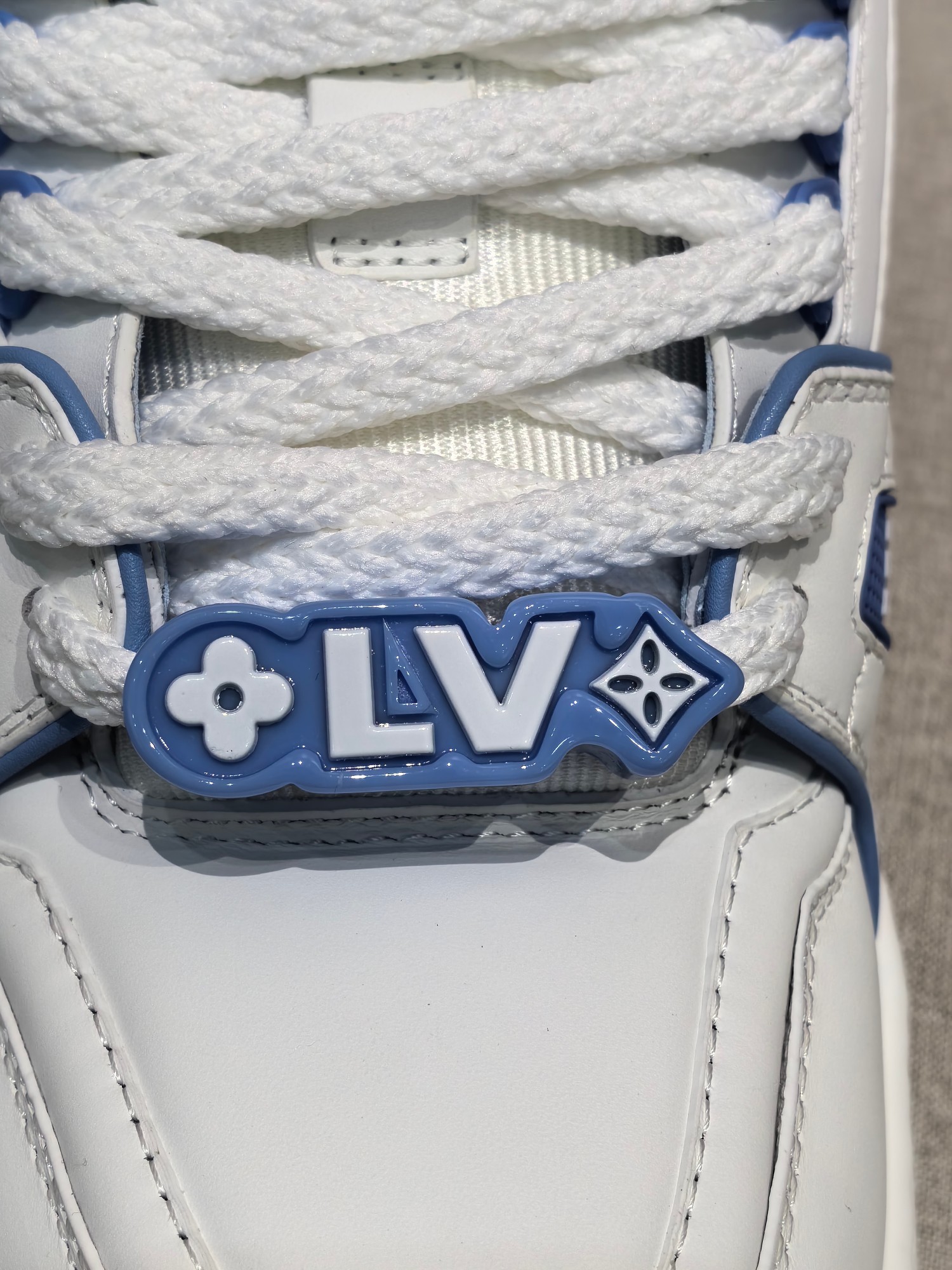 [Louis Vuitton Women