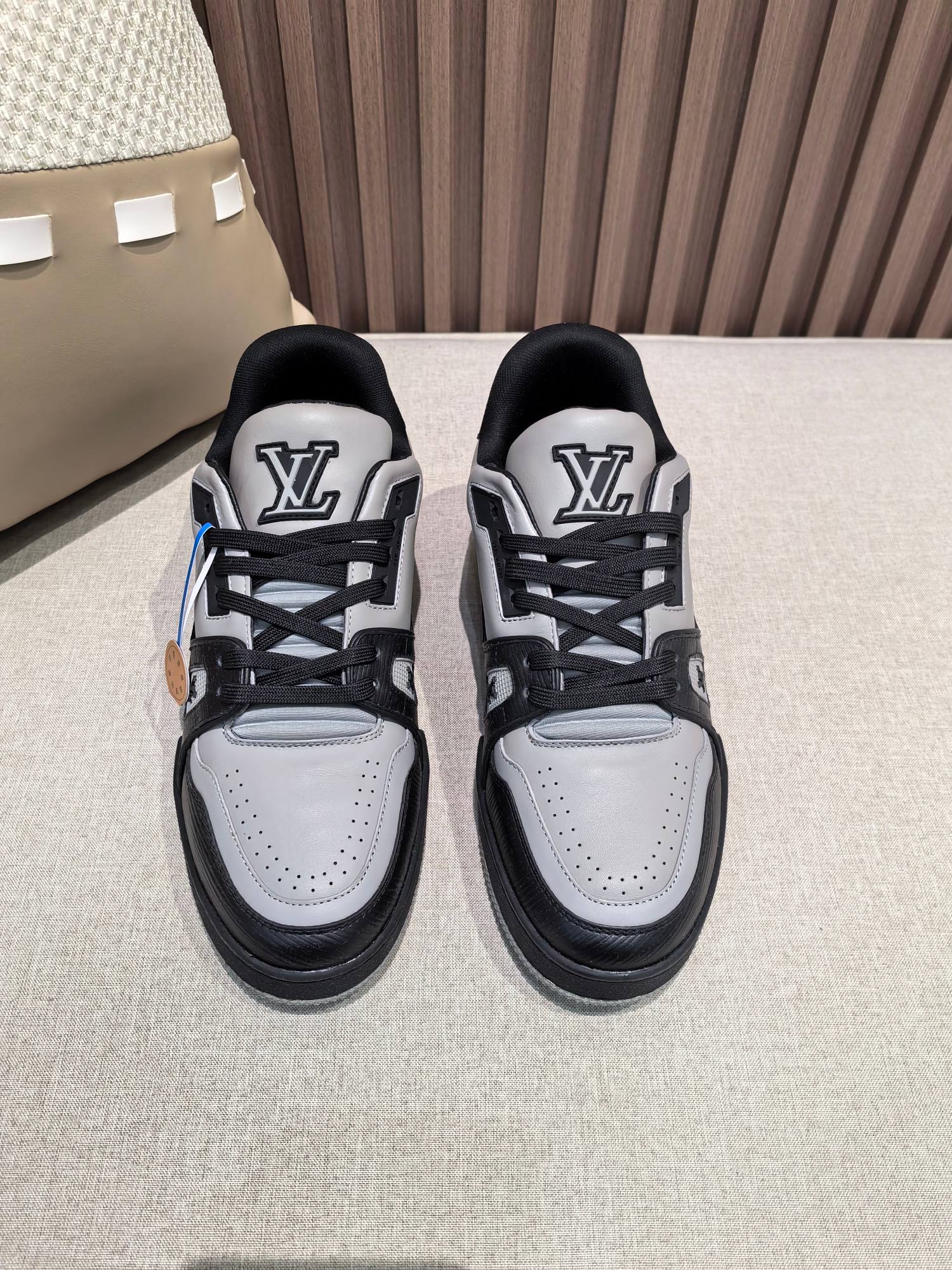 Precio de fábrica p440 @ Cemento negro Modelo de pareja👫 Zapatillas de deporte de la versión más comprada de Dongguan …
