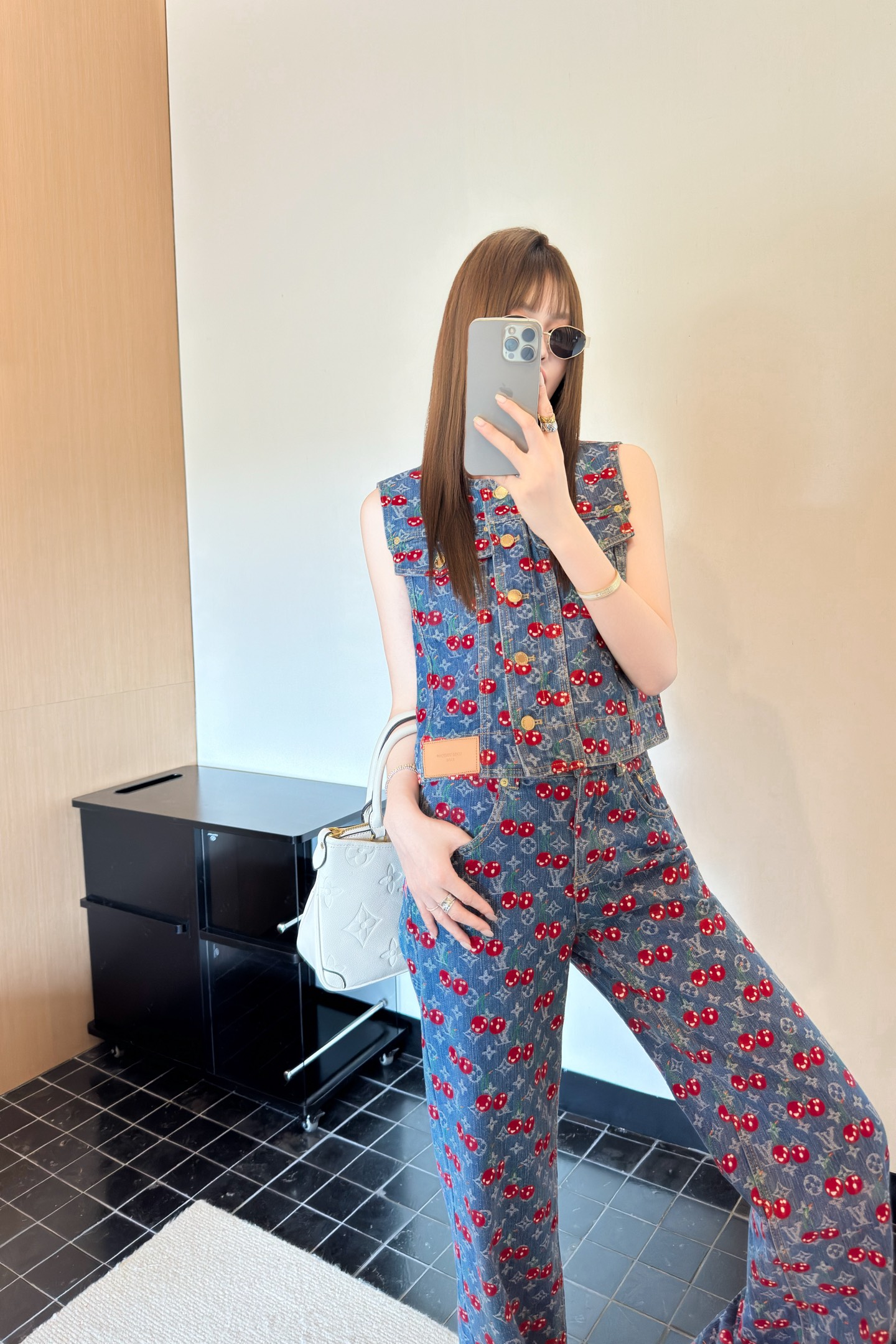 NO:430585,A set of alexander wang19860909一套有,,alexander wang,Women's clothing