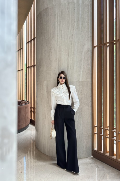 Elegant Women's Outfit: Ruffle Collar Blouse & High Waist Wide Leg Pants Set 1 Elegant Women's Outfit: Ruffle Collar Blouse & High Waist Wide Leg Pants Set
