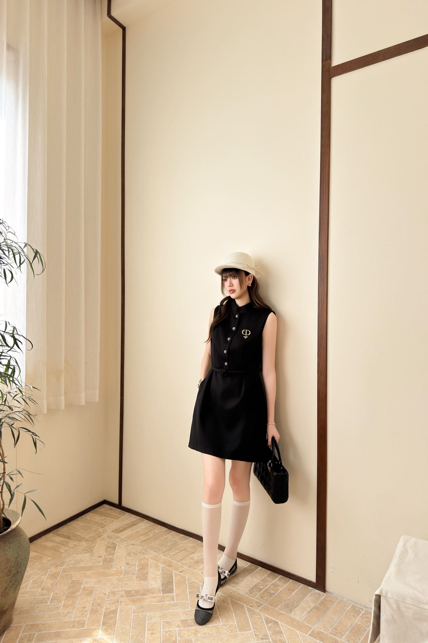 NO:459531,Upper body picture (breast +15), brooch, breastpin, alexander wang19860909上身图(胸针+15),,brooch，breastpin,alexander wang,Women's clothing