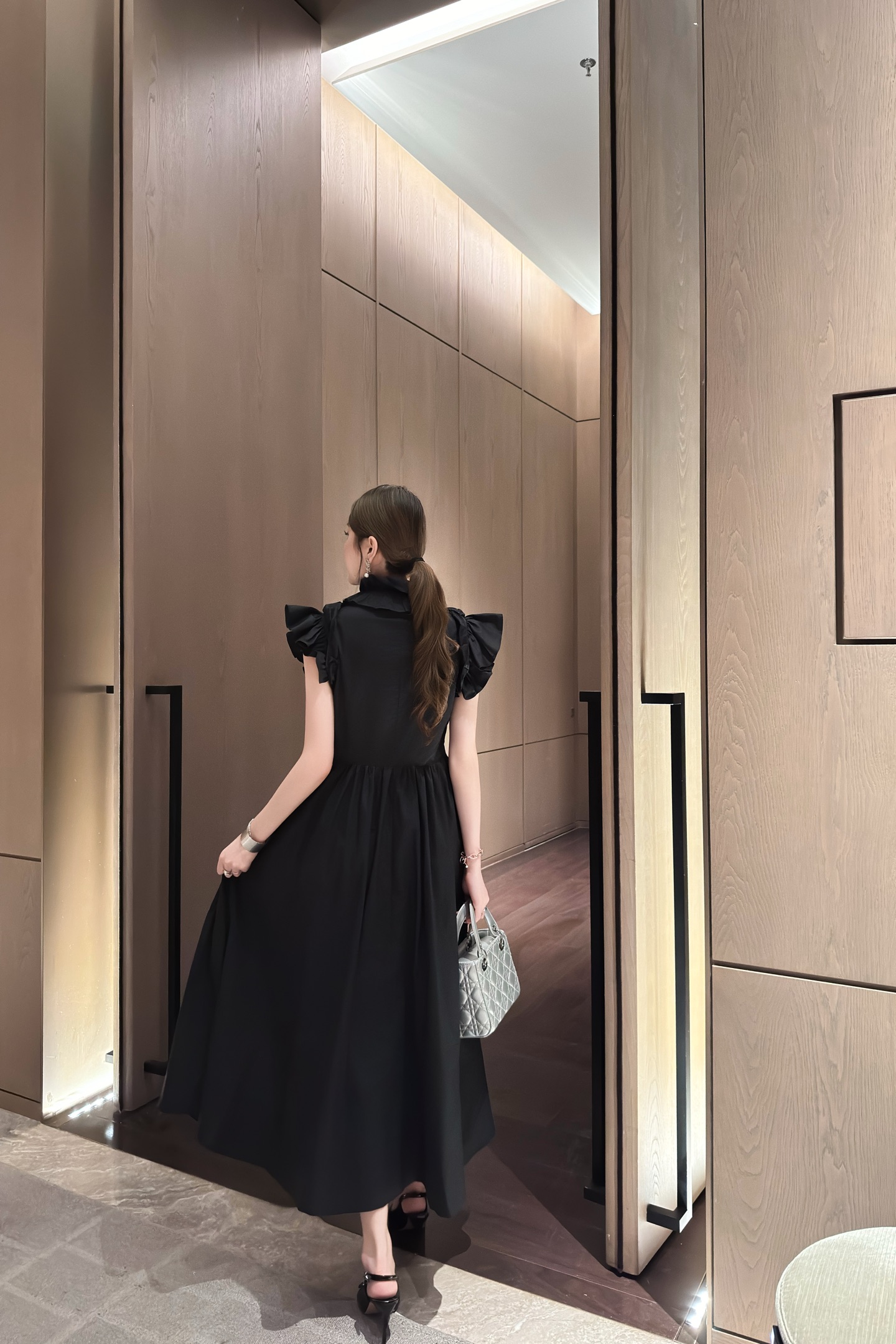 Dior 2025 Early Autumn Black Cotton Midi Dress with Ruffle Sleeves 7 i1757176606244 2426 0 6