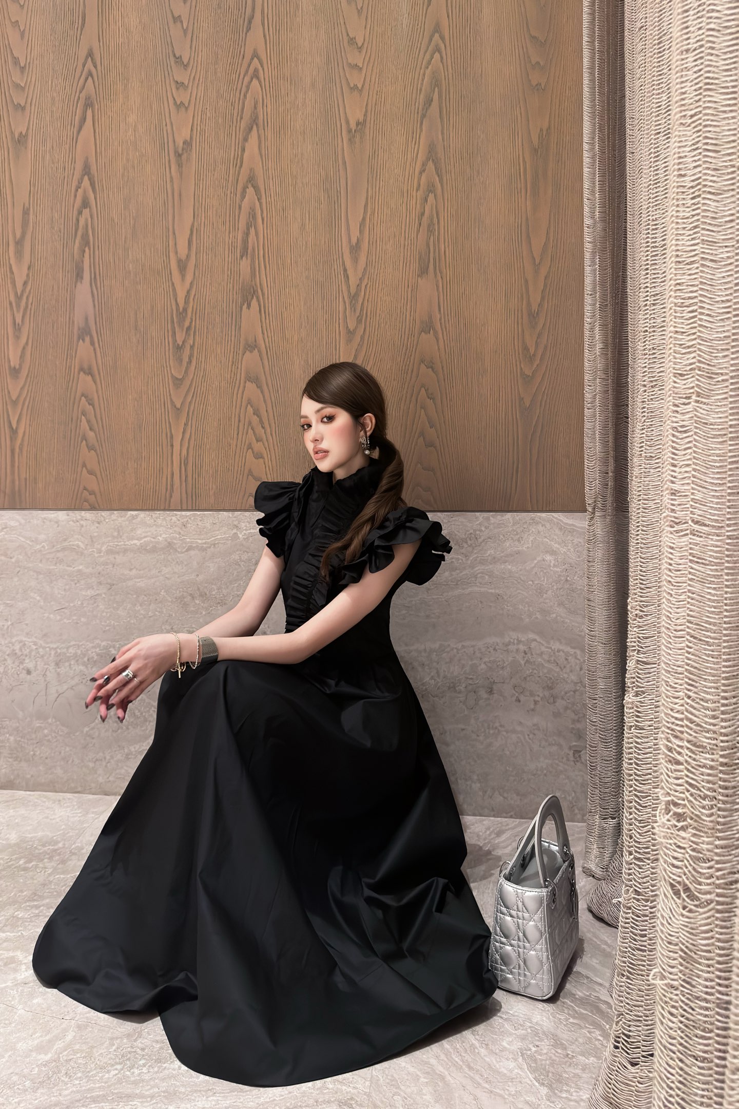 Dior 2025 Early Autumn Black Cotton Midi Dress with Ruffle Sleeves 9 i1757176606408 333 0 8