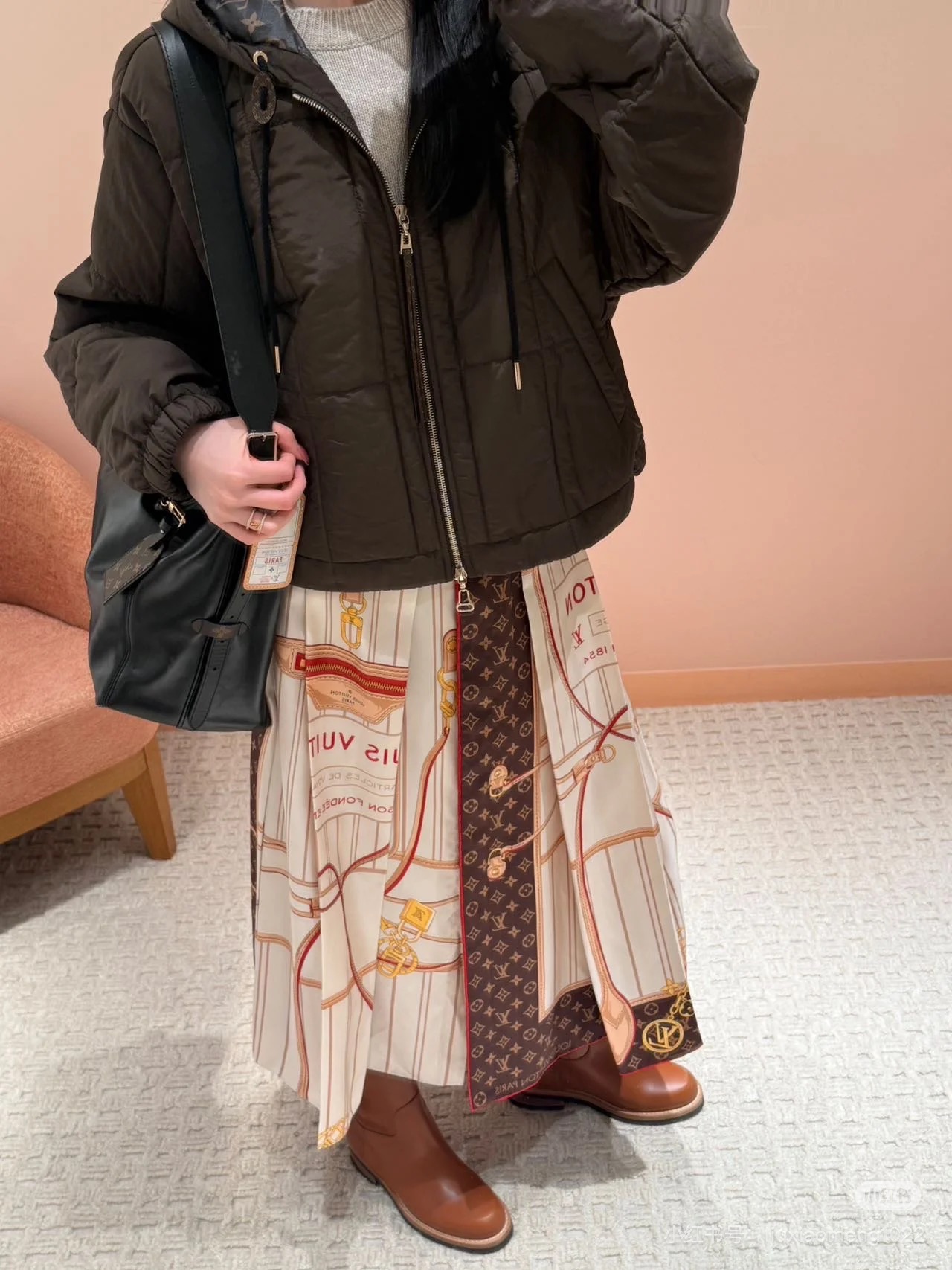 Louis Vuitton Reversible Zip-Up Jacket: Two Styles in One, Autumn Collection 4 i1757263525245 9505 0 3