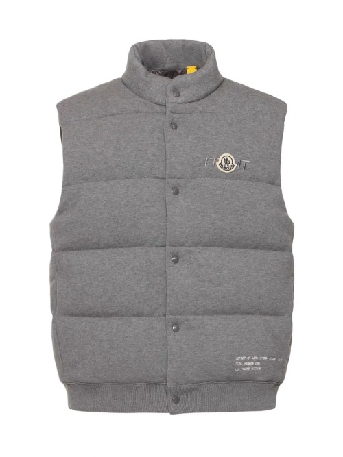 Moncler 2025FW Unisex Down Vest - Wool Knit, Goose Down Filling, Warm & Stylish 1 Moncler 2025FW Unisex Down Vest - Wool Knit, Goose Down Filling, Warm & Stylish