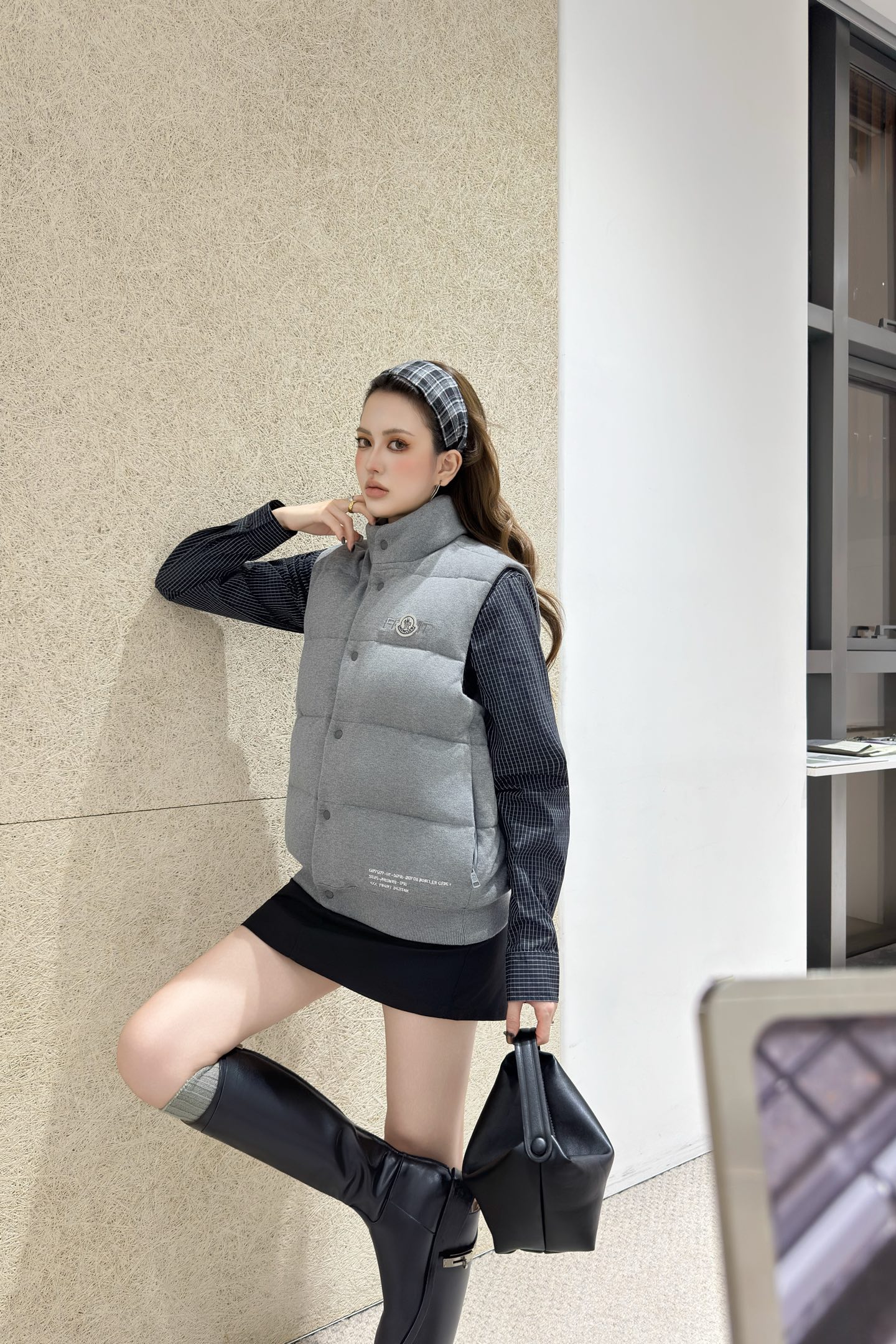 Moncler 2025FW Wool Down Vest for Women and Men - Warm and Stylish 5 i1757561416269 1847 0 4