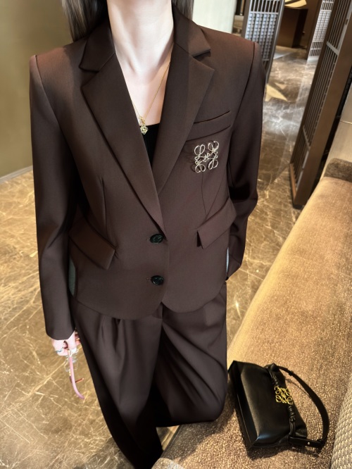 Loewe Women's Brown Blazer and Trouser Set with Logo Detail - Chic & Stylish 1 Loewe Women's Brown Blazer and Trouser Set with Logo Detail - Chic & Stylish