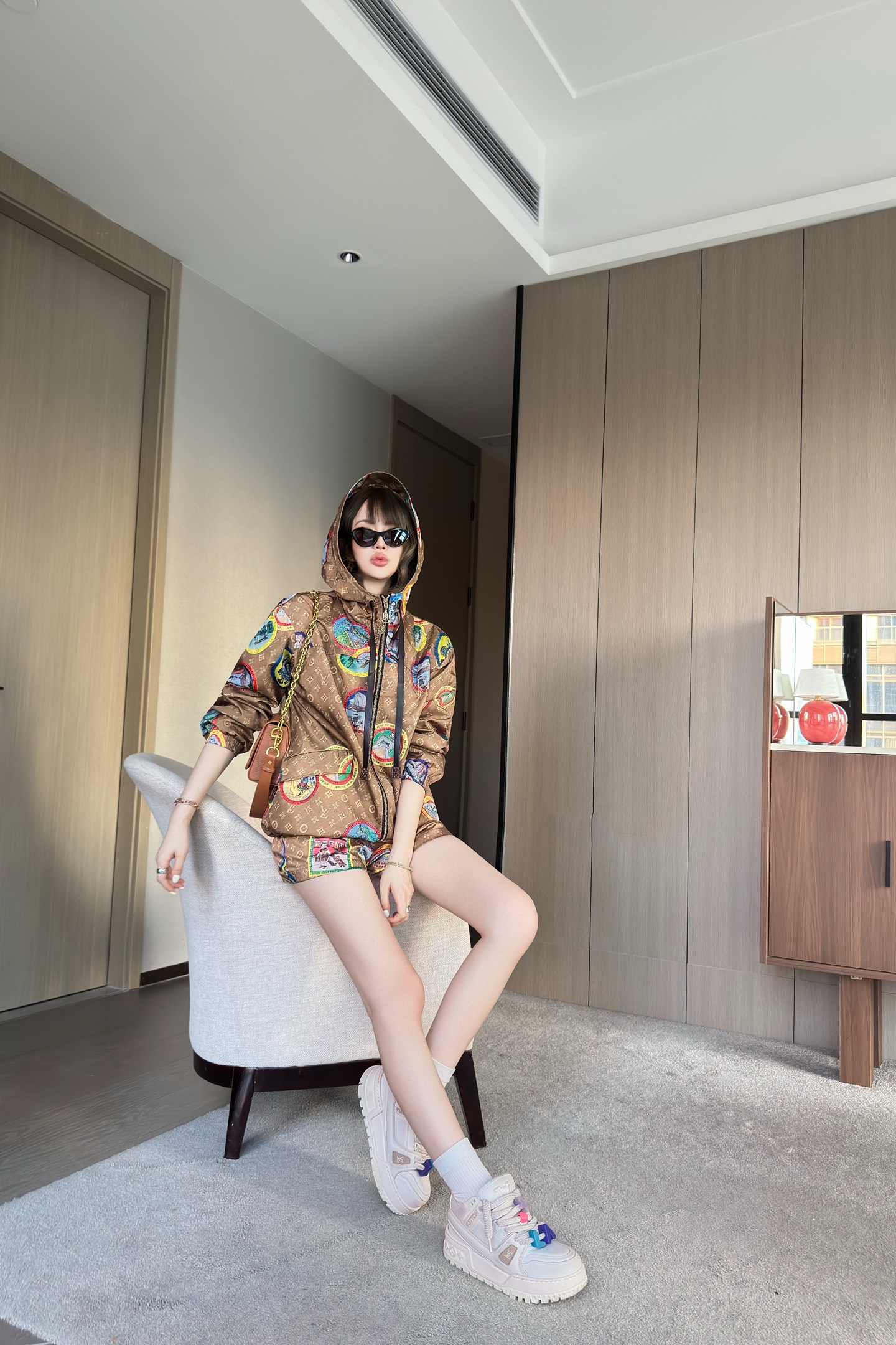Louis Vuitton 25FW Cat Print Hooded Jacket & High Waist Shorts Set 3 i1758808279911 654 0 2