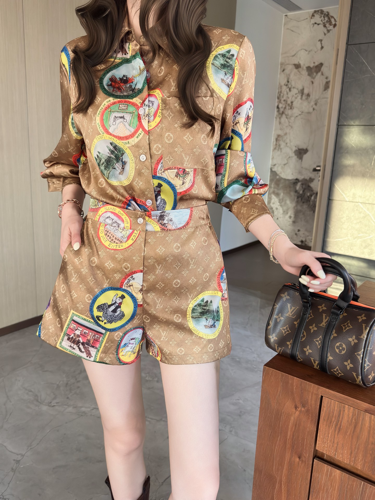 Louis Vuitton: Stamp Print Shirt & Shorts Set, Chic & Comfortable Outfit 2 i1758808798408 5160 0 1