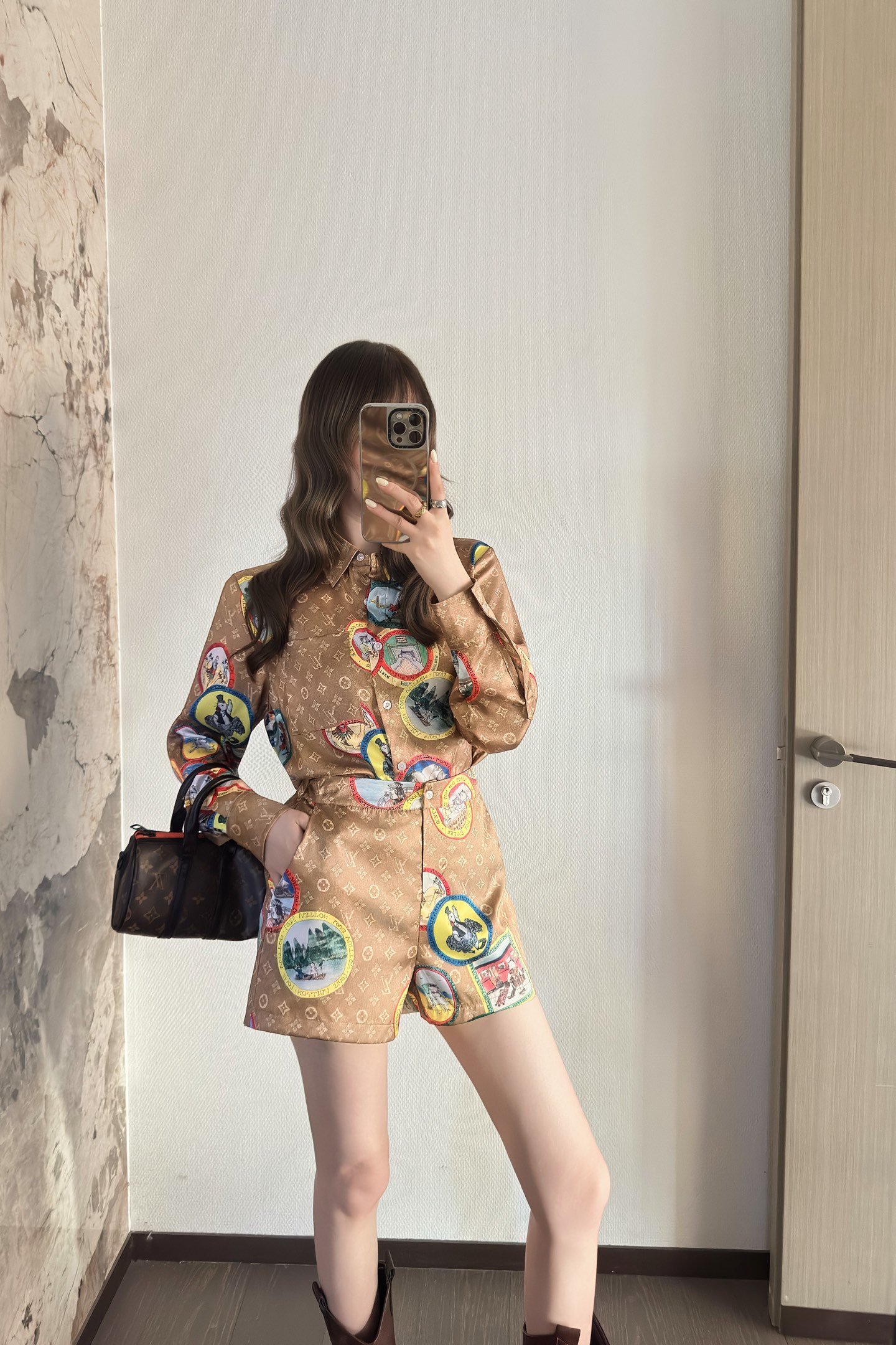 Louis Vuitton: Stamp Print Shirt & Shorts Set, Chic & Comfortable Outfit 4 i1758808798472 8244 0 3