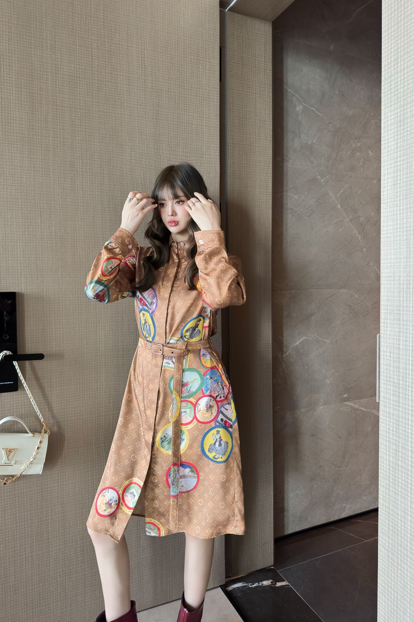 Louis Vuitton Cat Print Shirt Dress with Belt - Autumn/Winter Collection 1 i1758808916579 3488 0 0
