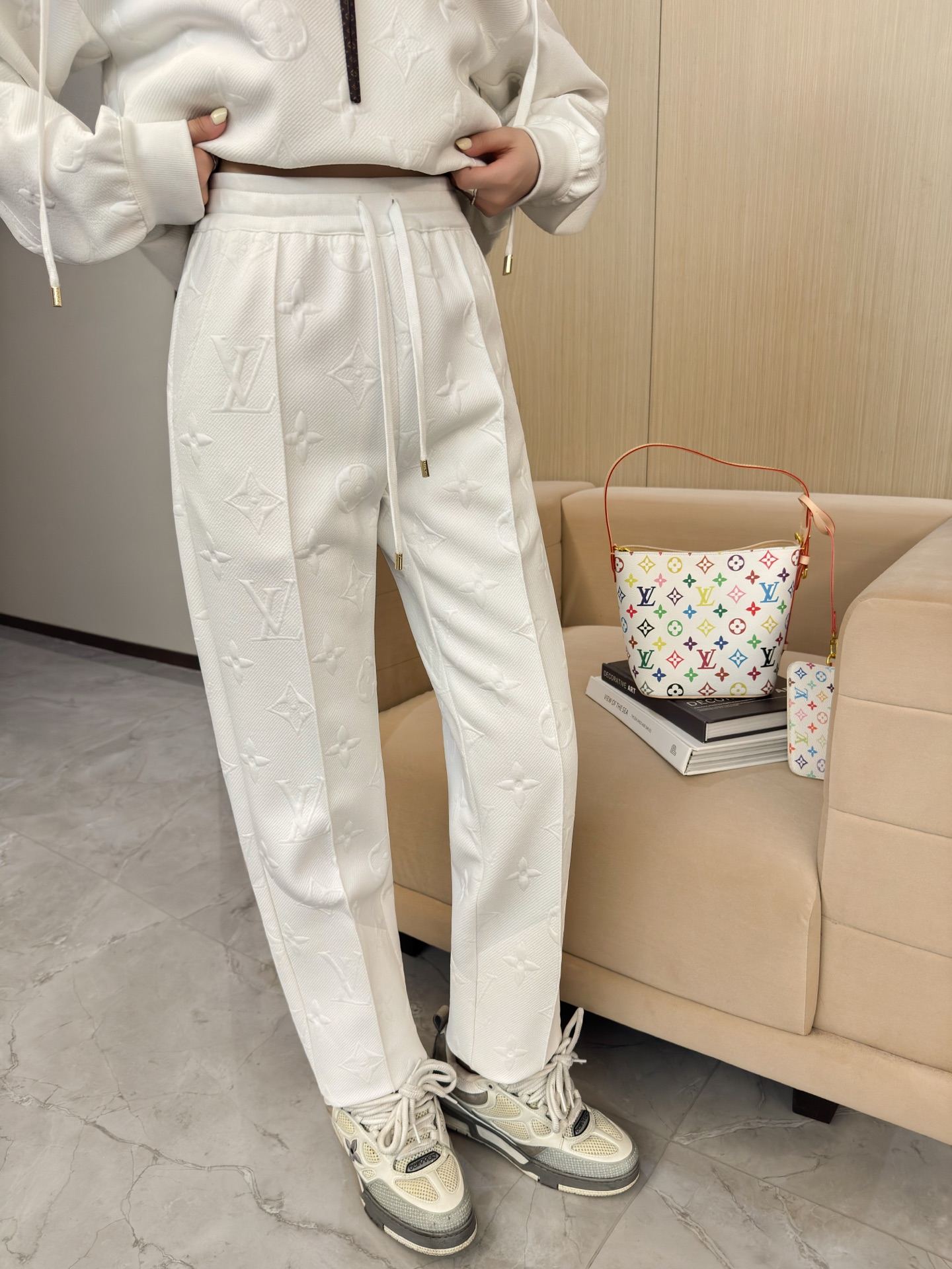 Louis Vuitton Women's White Monogram Embossed Tracksuit Set 4 i1758810832704 6024 0 3