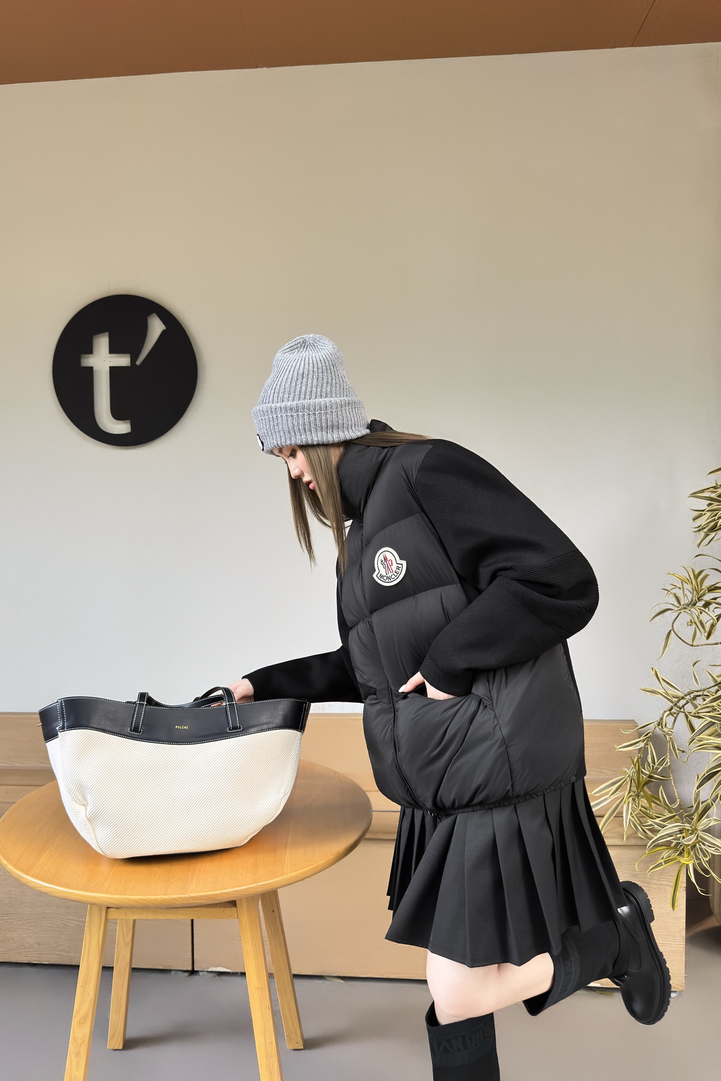 NO:567028,One set has,,alexander wang19860909一套有,,alexander wang,Women's clothing