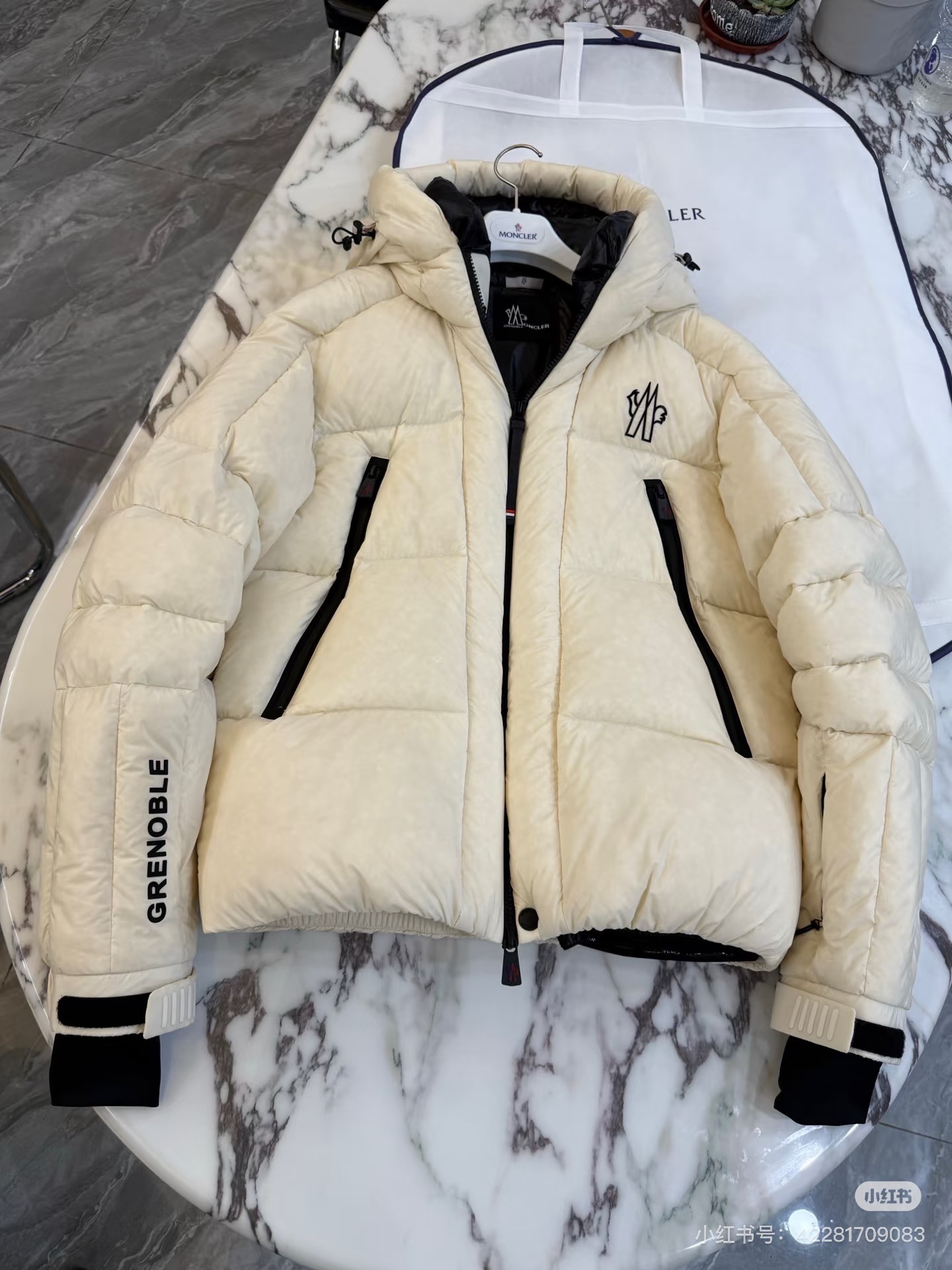 NO:587057,,,alexander wang19860909,,alexander wang,Women's clothing