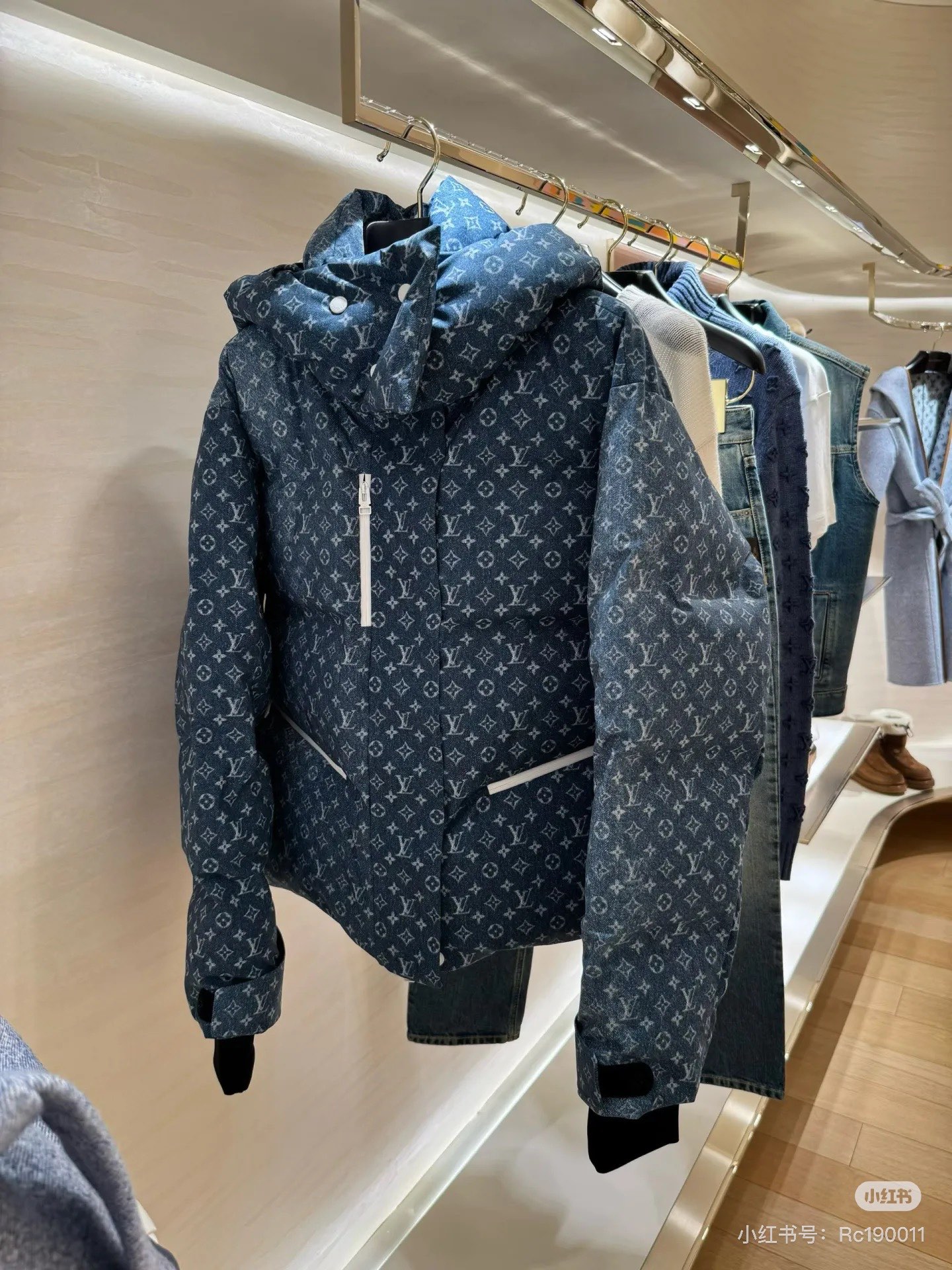 NO:606797,,,alexander wang19860909,,alexander wang,Women's clothing