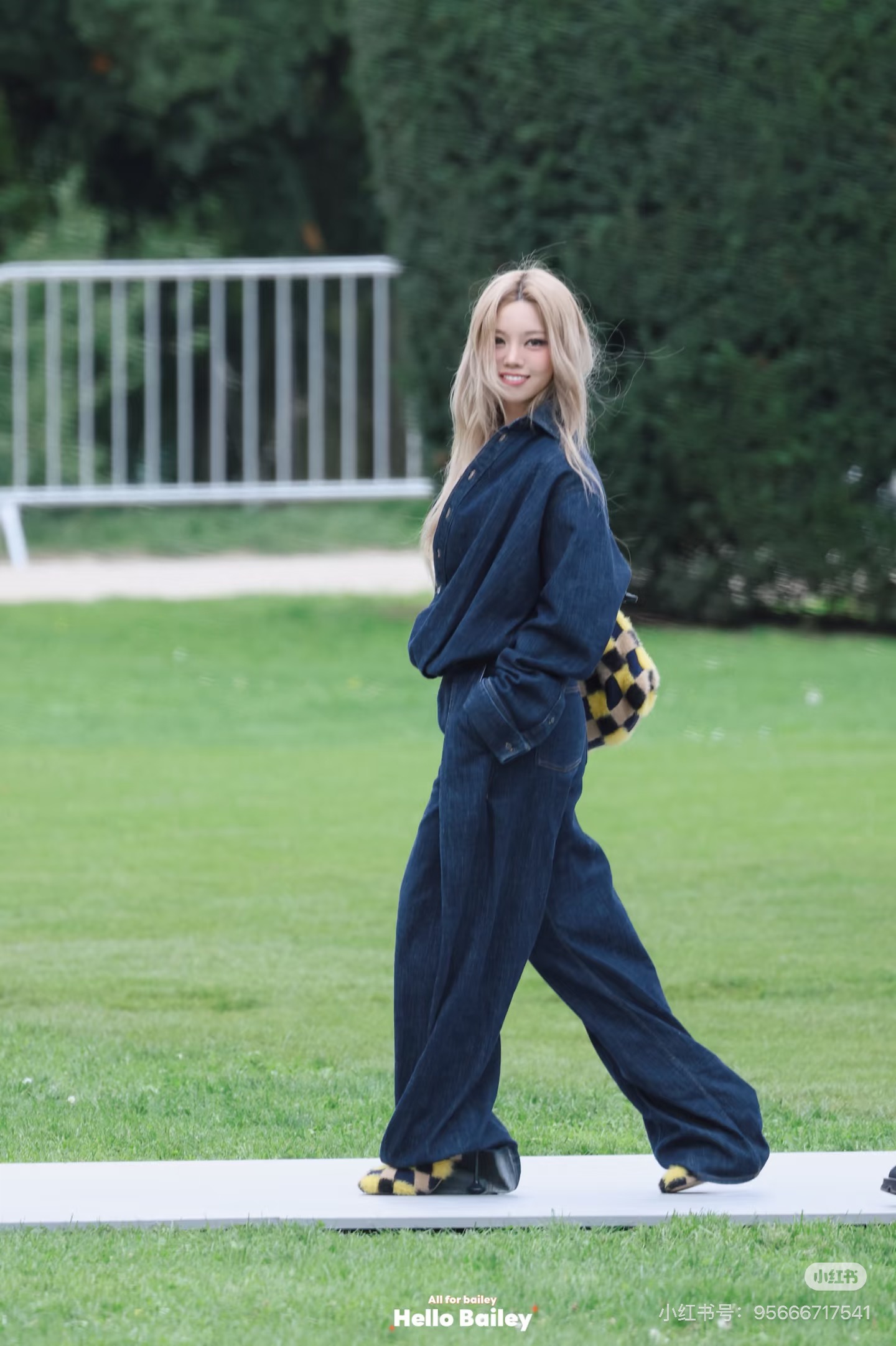 NO:667665,Star pictures,  19860909明星图,, ,Women's clothing