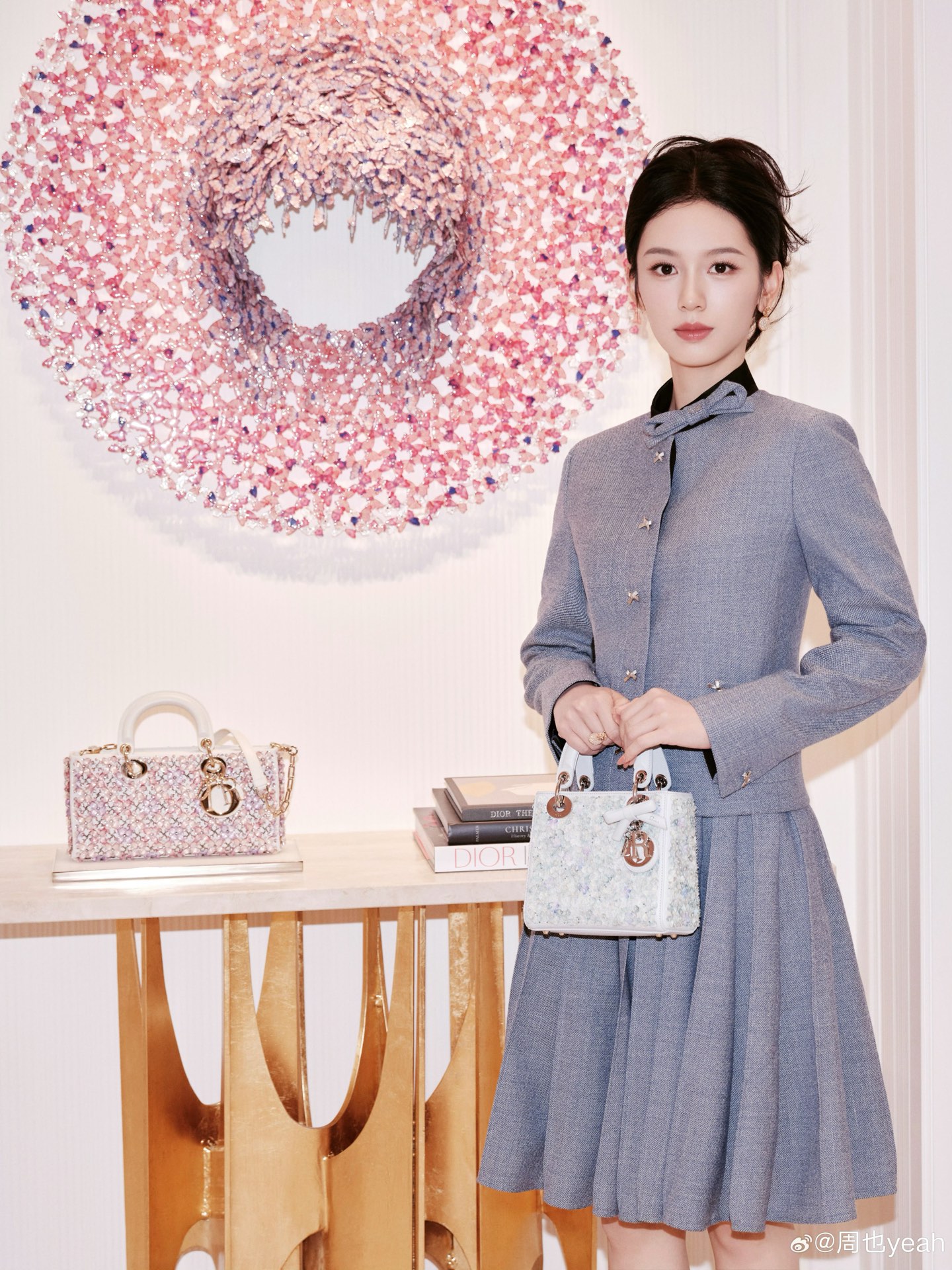 NO:696024,,,19860909,,,Women's clothing