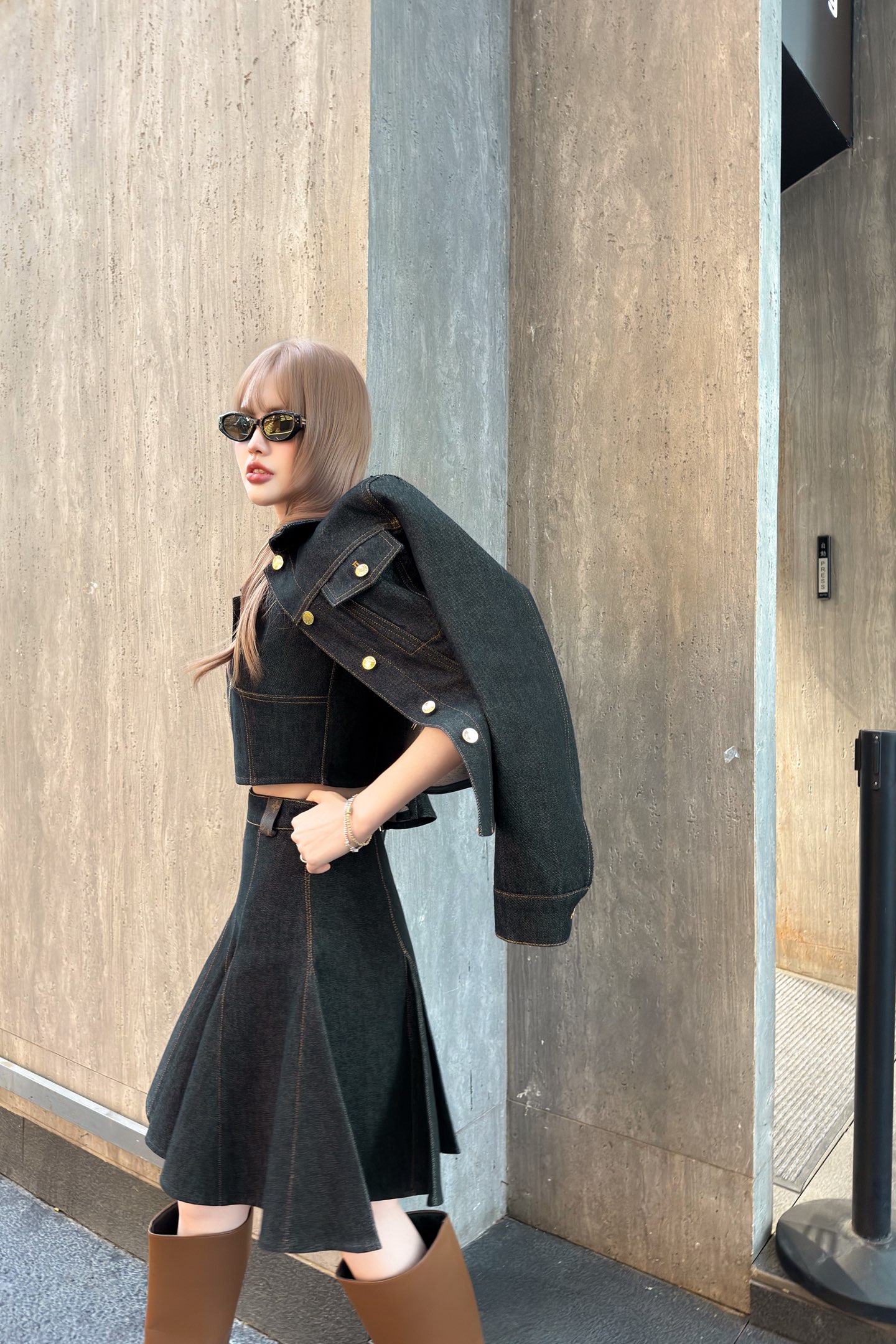 NO:708926,One set has,,19860909一套有,,,Women's clothing