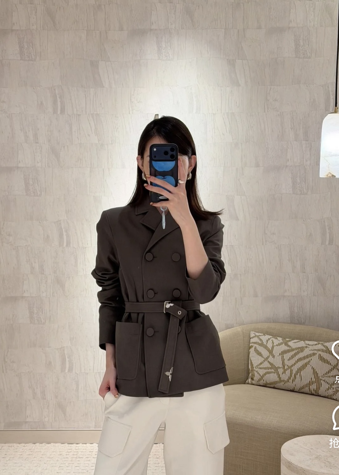 NO:708916,,,19860909,,,Women's clothing