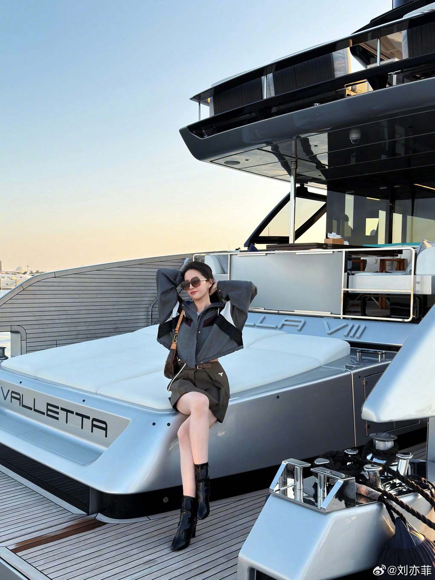 NO:708982,Liu Yifei,,19860909刘亦菲,,,Women's clothing