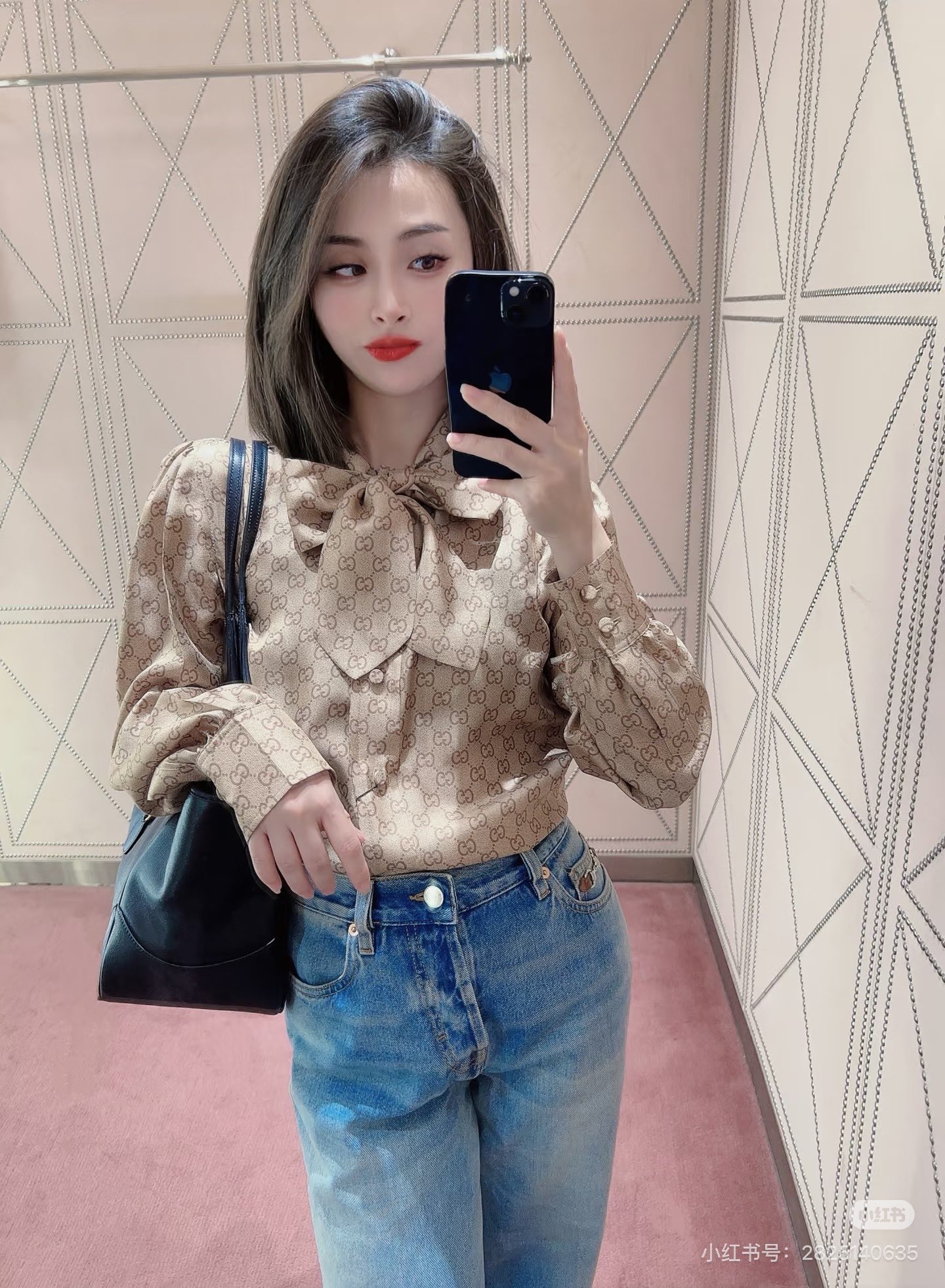 NO:717425,,,19860909,,,Women's clothing