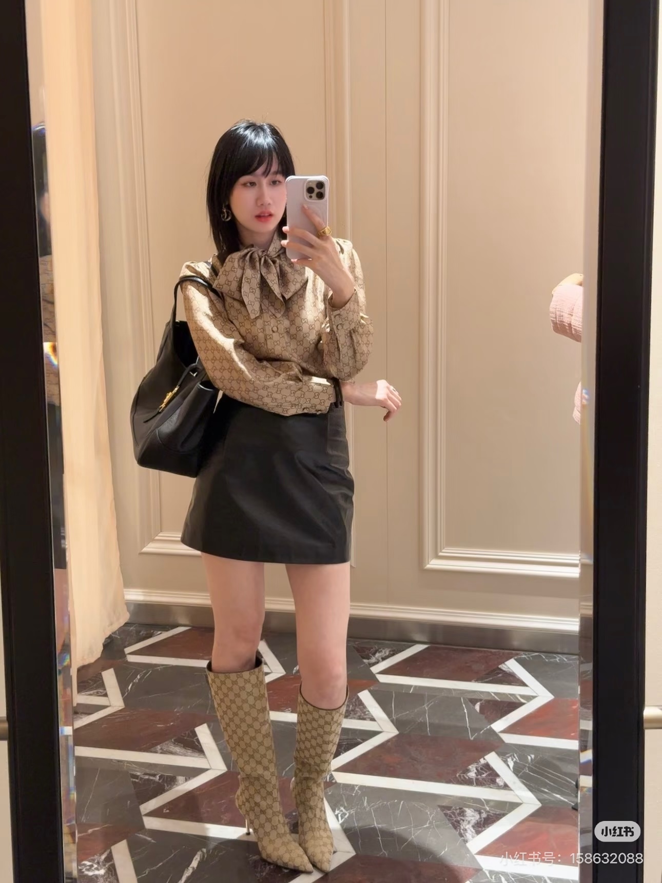 NO:717182,,,19860909,,,Women's clothing