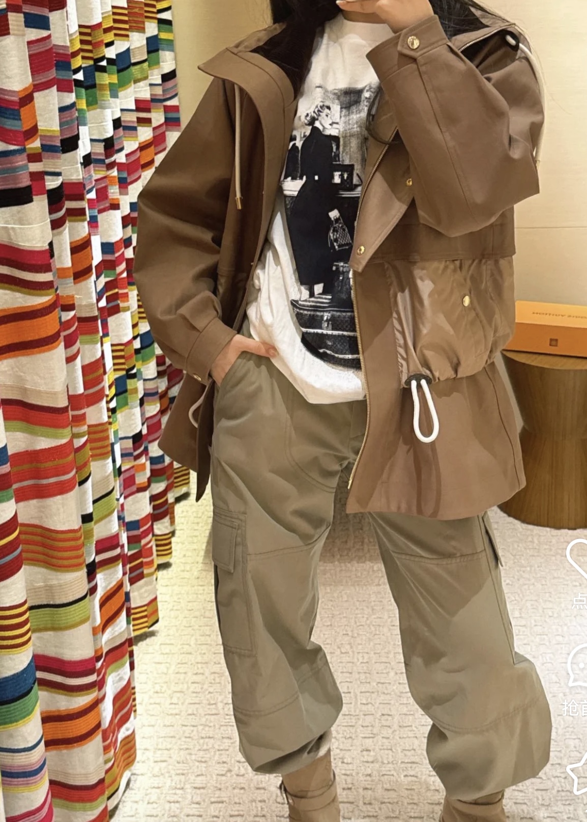 NO:733608,,,19860909,,,Women's clothing