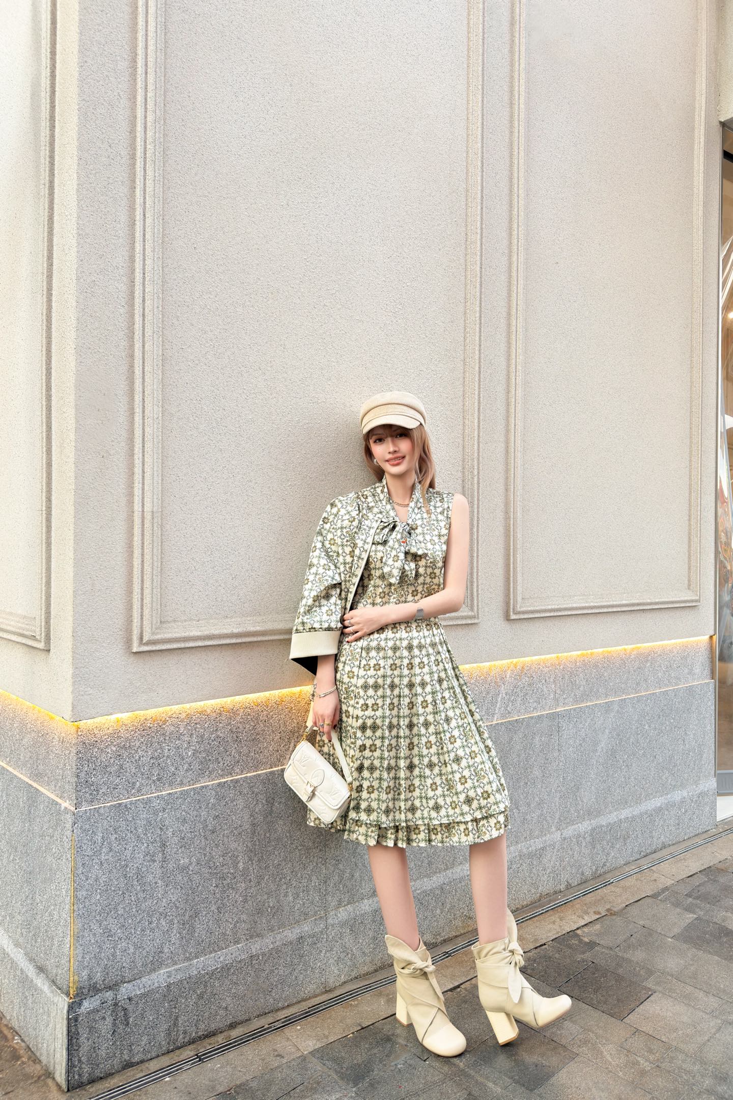 NO:738588,One set has,,19860909一套有,,,Women's clothing