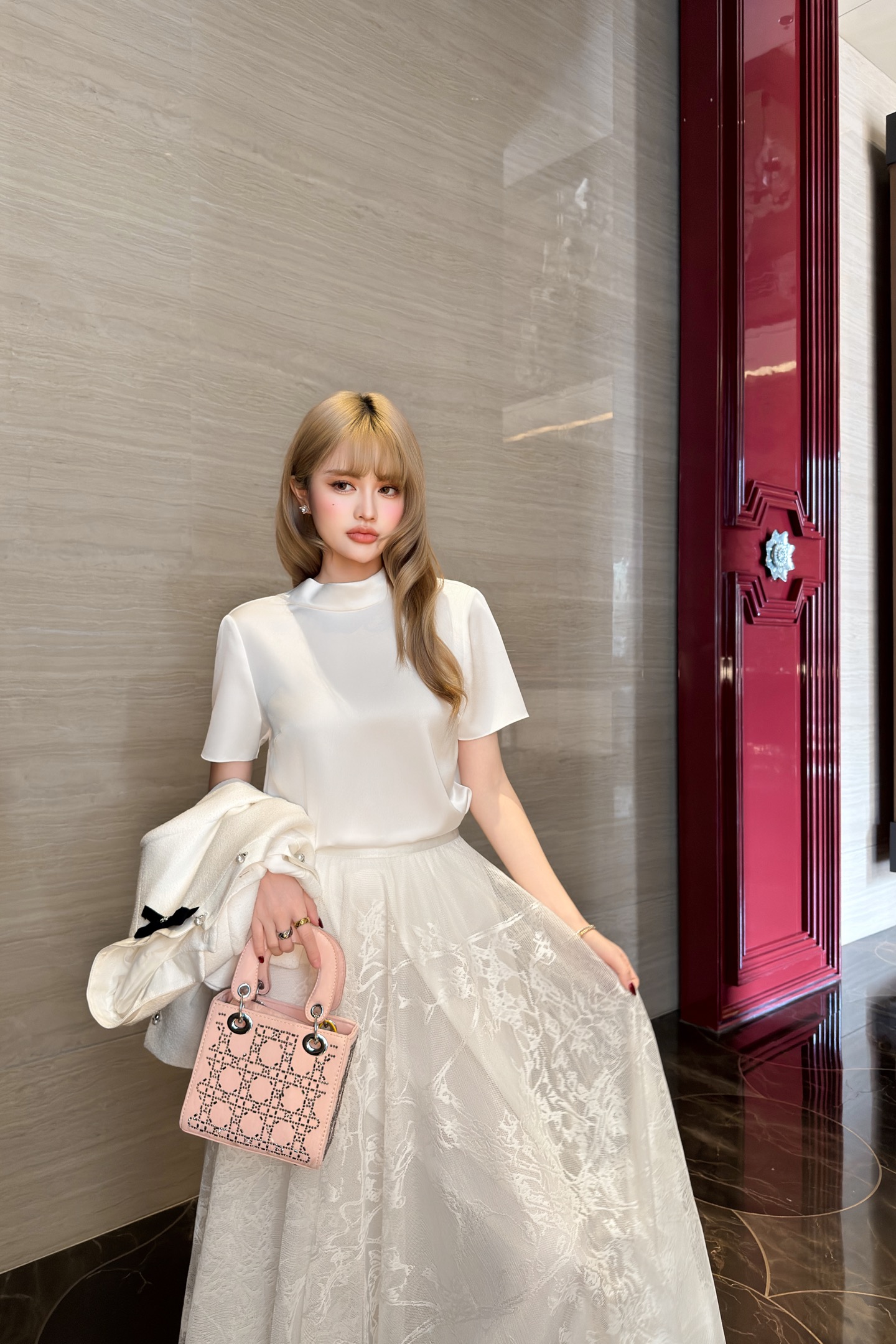 NO:740118,One set has,,19860909一套有,,,Women's clothing