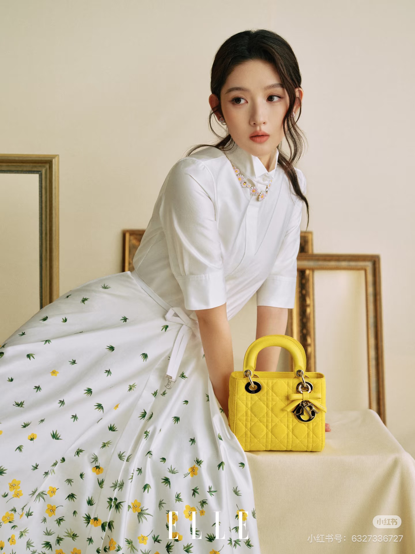 NO:739753,,,19860909,,,Women's clothing