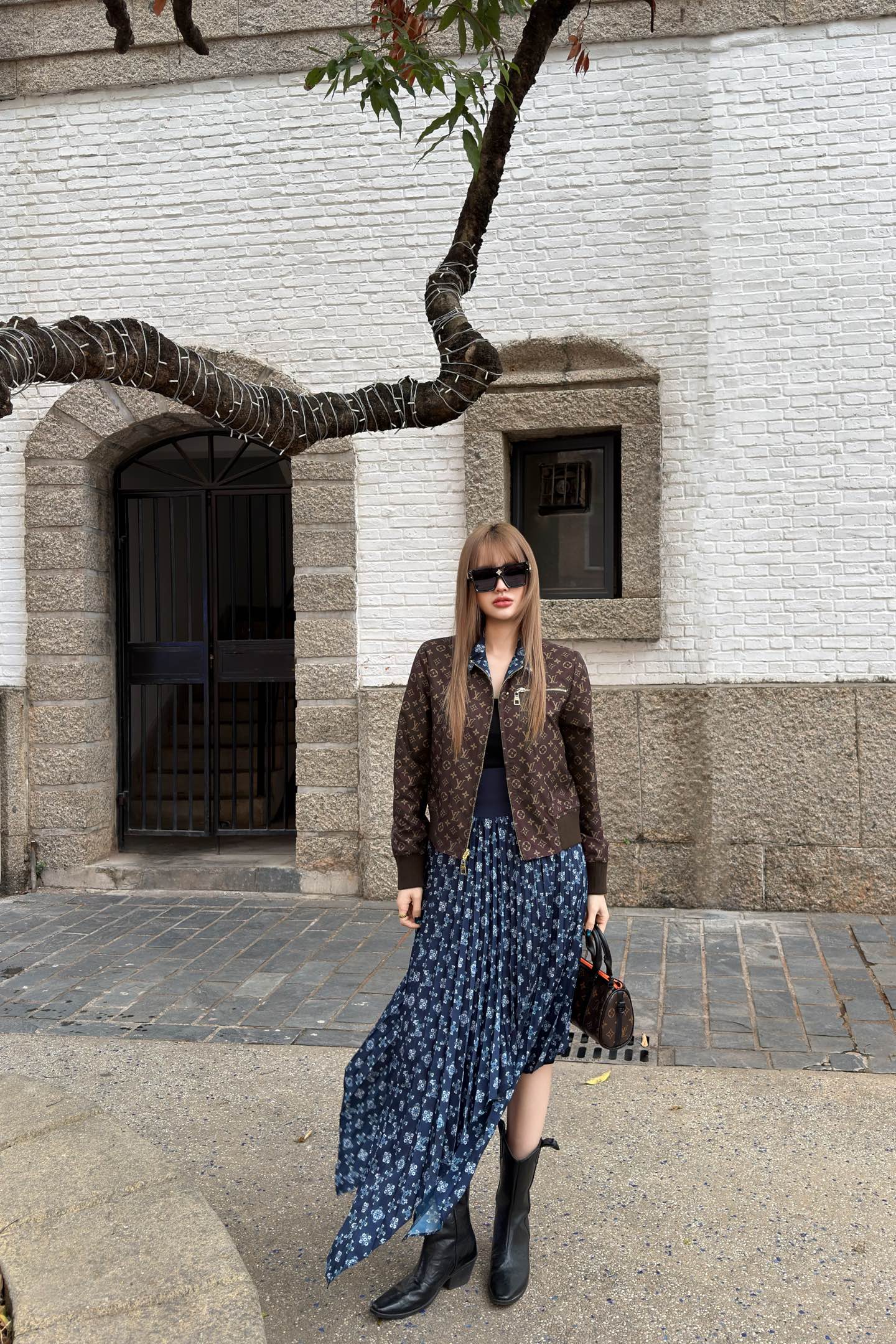 NO:740706,One set has,,19860909一套有,,,Women's clothing